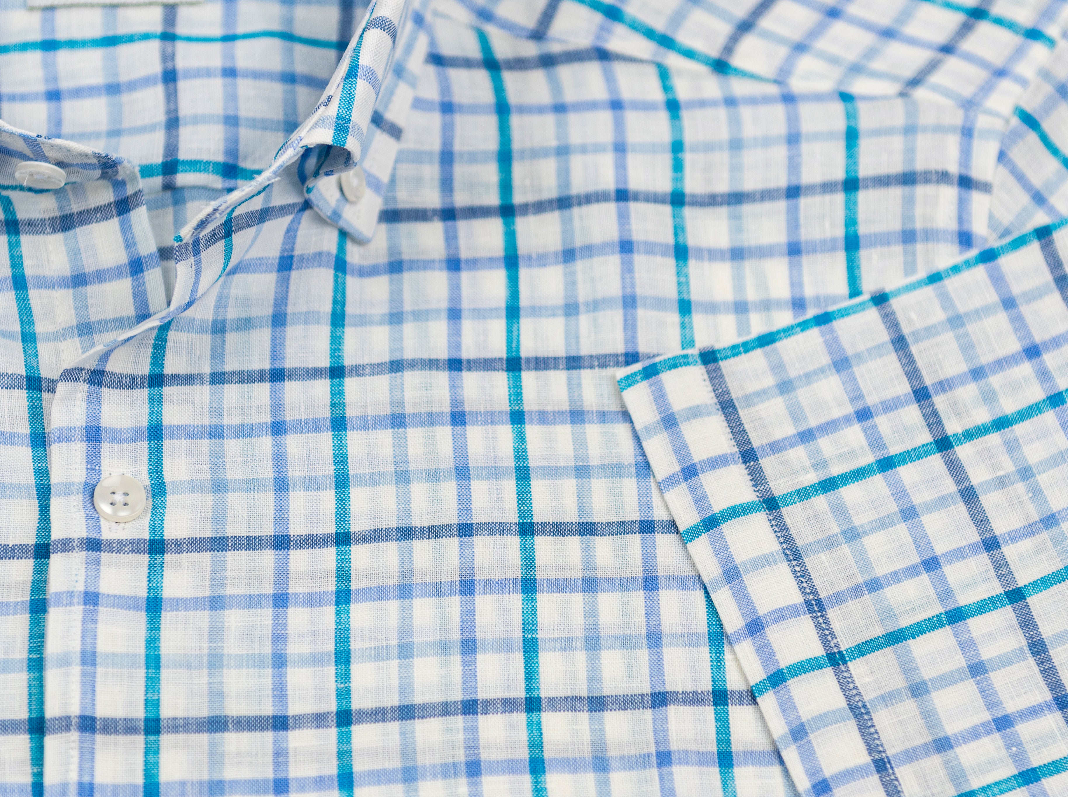 Wear Sierra Top Shelf Men's Cotton Short Sleeve Button Down Shirts in White Blue Plaid