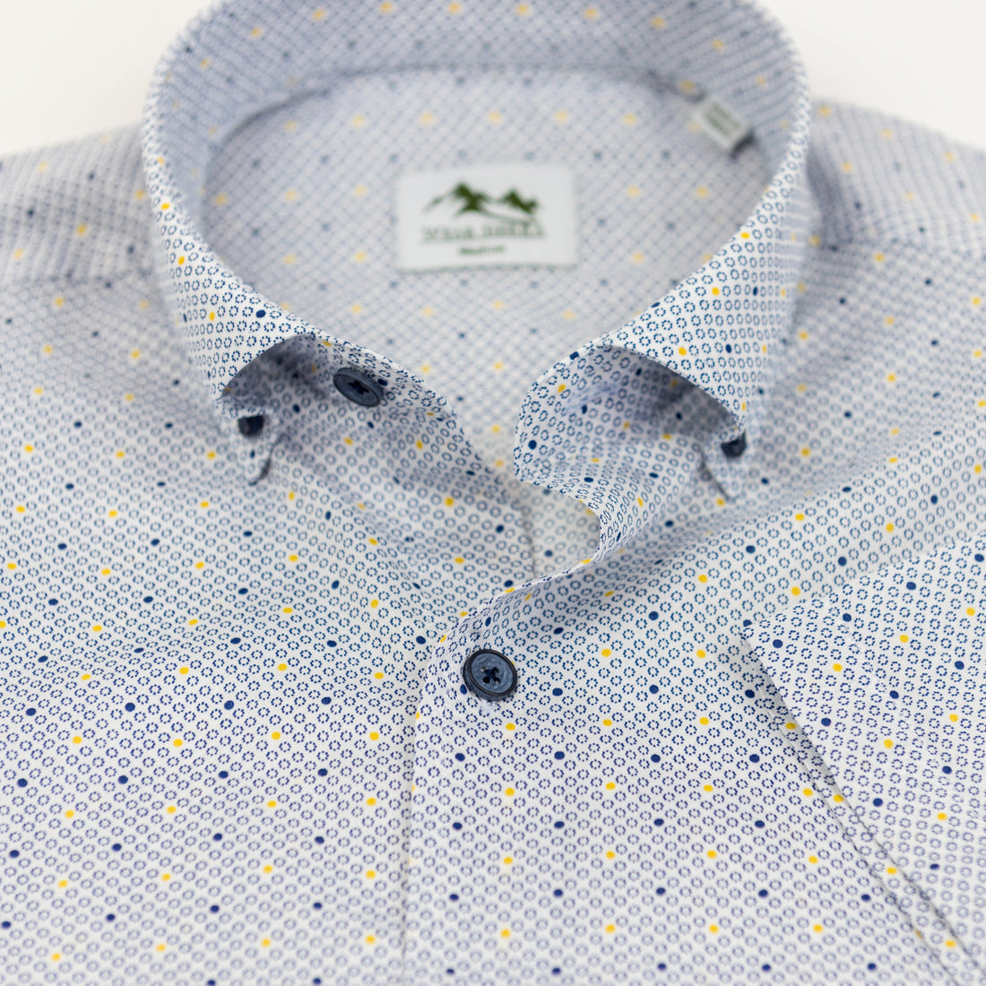 Wear Sierra Top Shelf Men's Cotton Short Sleeve Button Down Shirt White Dots