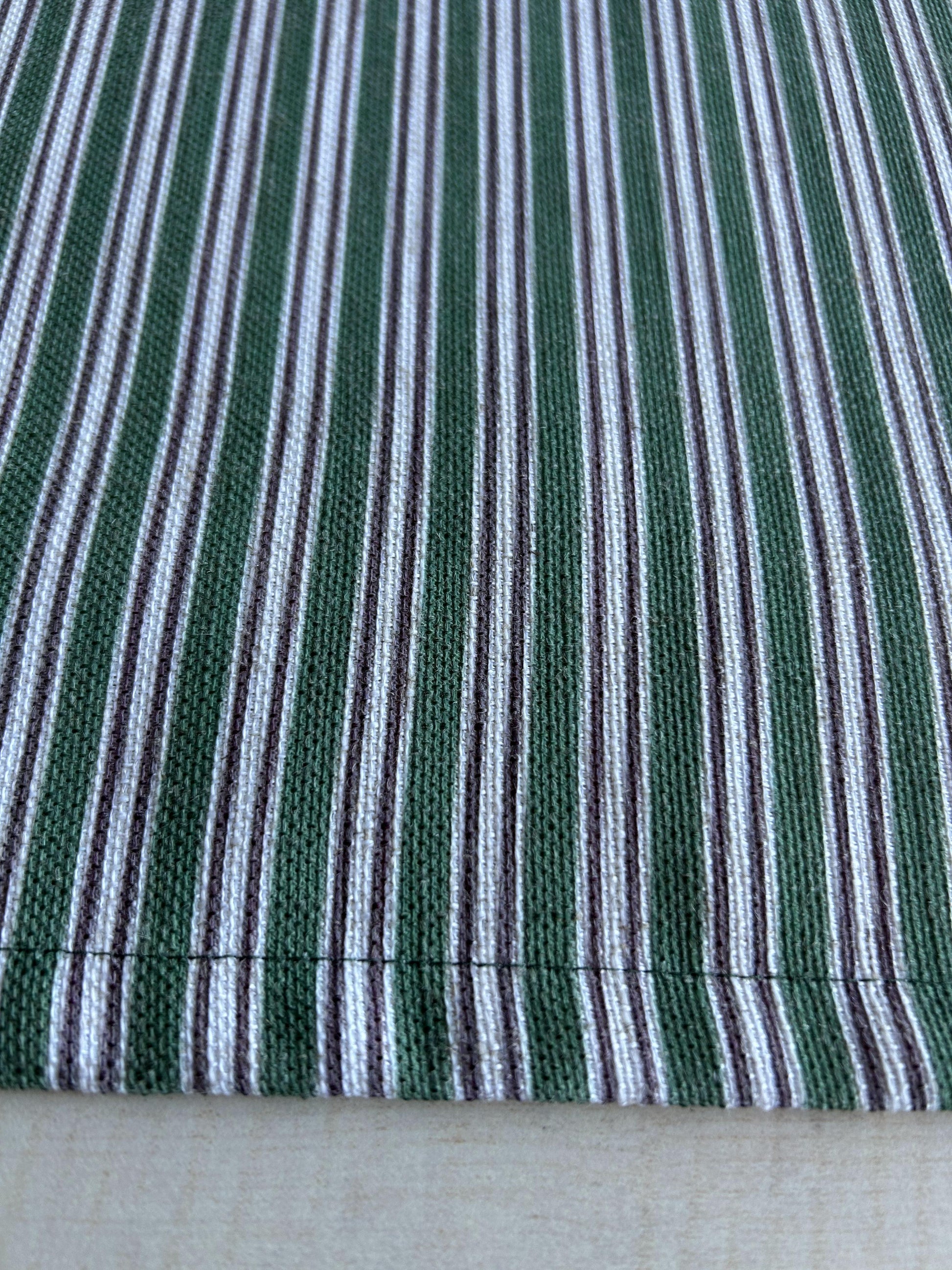 Fox Trot Pattern Linen-Feel Runner, Christmas, Holiday, Rectangular 17" x 59" - Wear Sierra