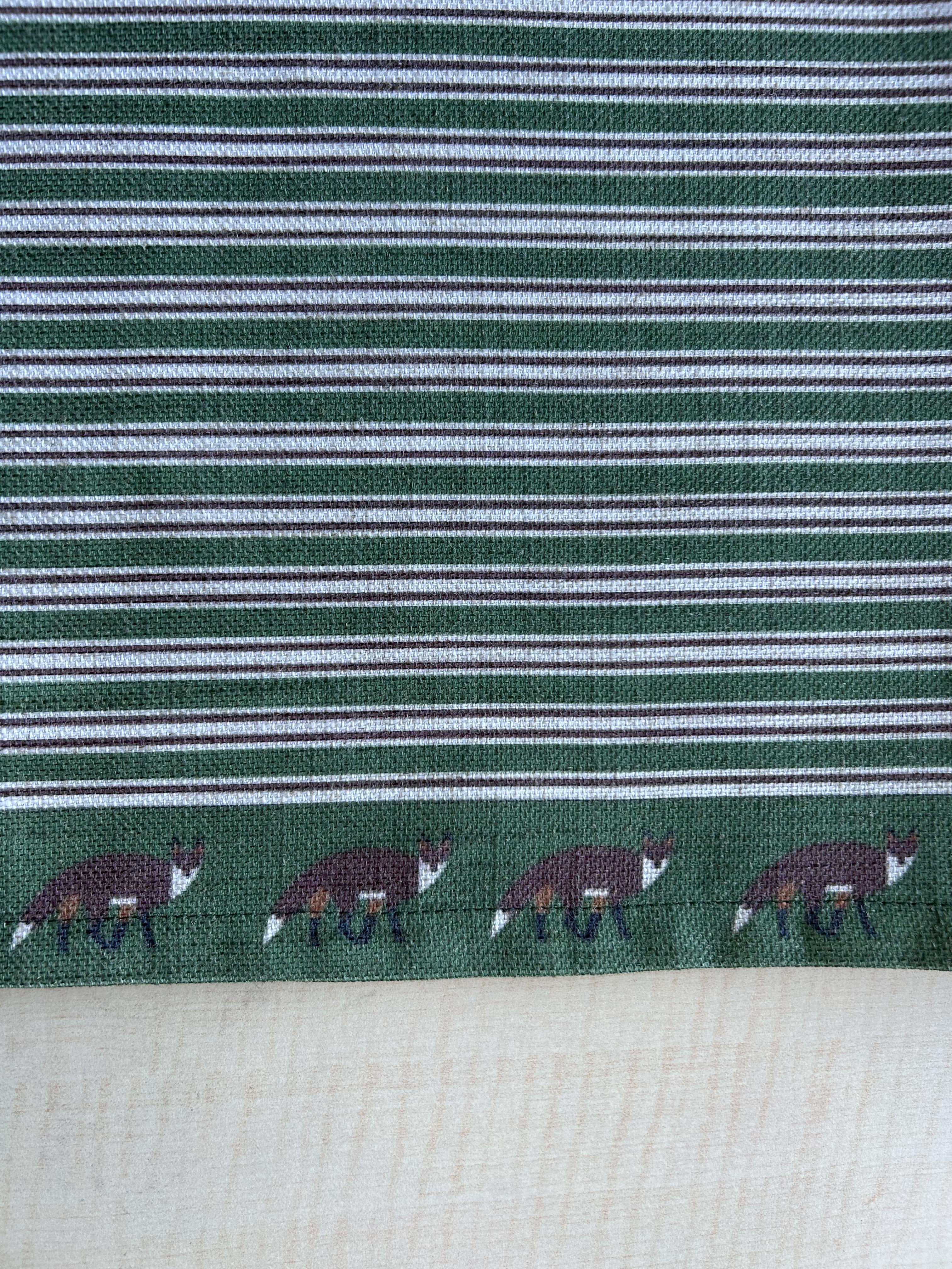 Fox Trot Pattern Linen-Feel Runner, Christmas, Holiday, Rectangular 17" x 59" - Wear Sierra