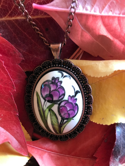Oval Shaped Pendant - Floral Printed Locket - Red & Purple Tulip Pendant - Wear Sierra