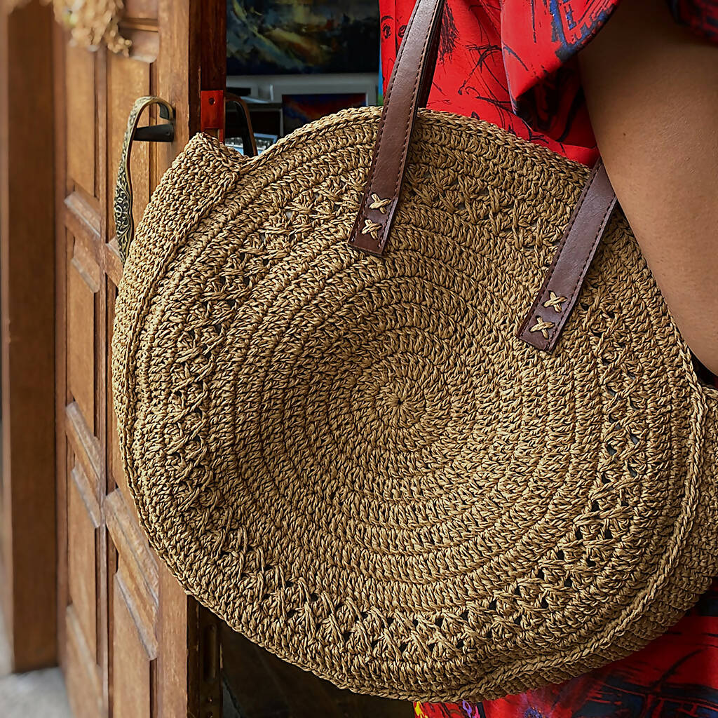 Hand Crafted Casual Shoulder Purse for Her in Organic Natural Paper Yarn - Wear Sierra