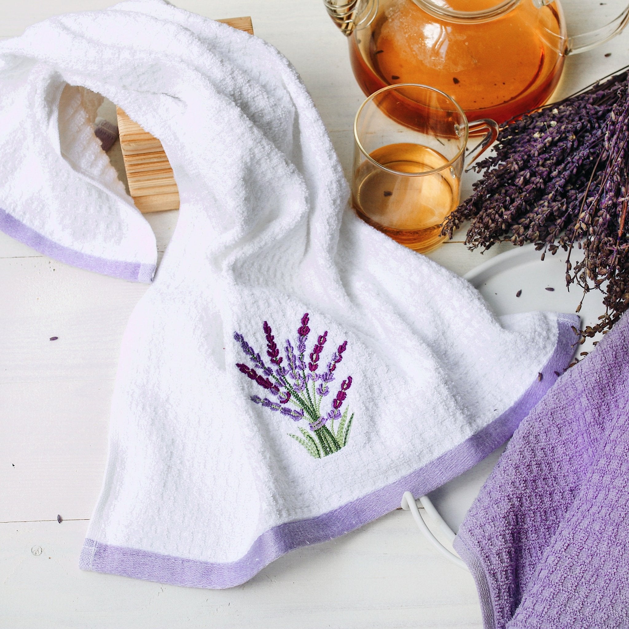 100% Cotton Kitchen Towel Set of 2 – Soft, Absorbent Dish Towels for Cooking, Drying & Cleaning – Durable Everyday Kitchen Towels - Lavender Flowers Design - Wear Sierra
