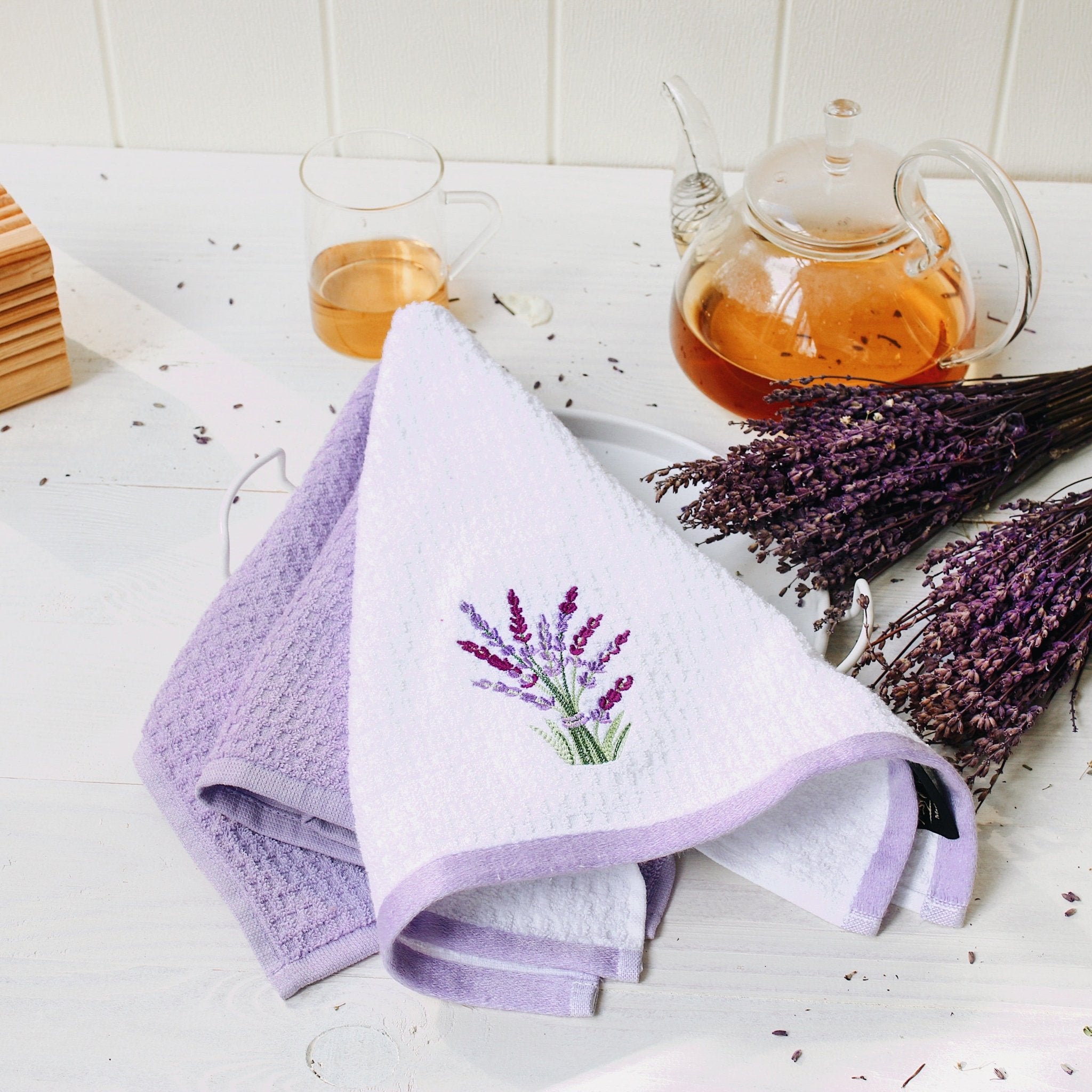 100% Cotton Kitchen Towel Set of 2 – Soft, Absorbent Dish Towels for Cooking, Drying & Cleaning – Durable Everyday Kitchen Towels - Lavender Flowers Design - Wear Sierra