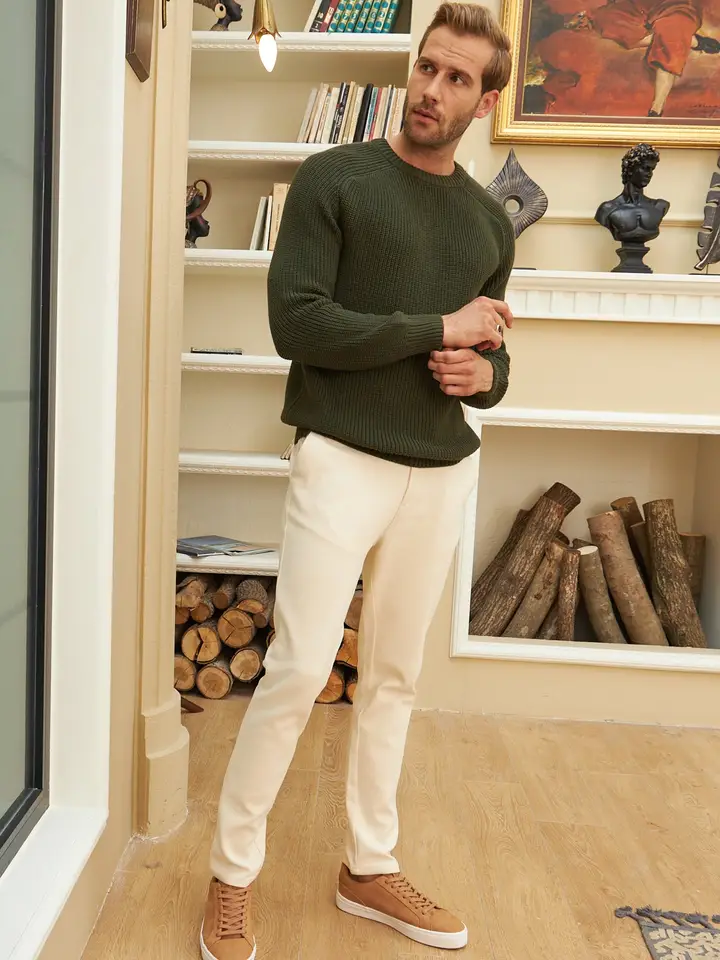 Men's Long-Sleeve Crewneck Mid-Weight Pullover Sweater in Many Popular Colors - Great Gift for Husband, Dad or Boyfriend