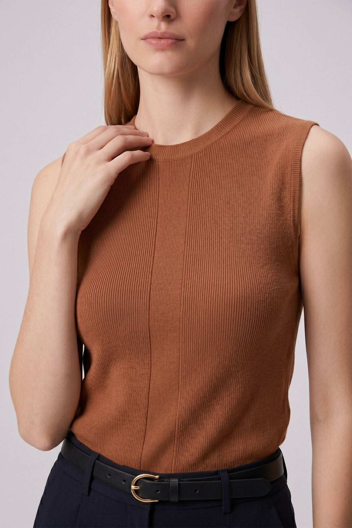 Women’s Ribbed Knit Sleeveless Top