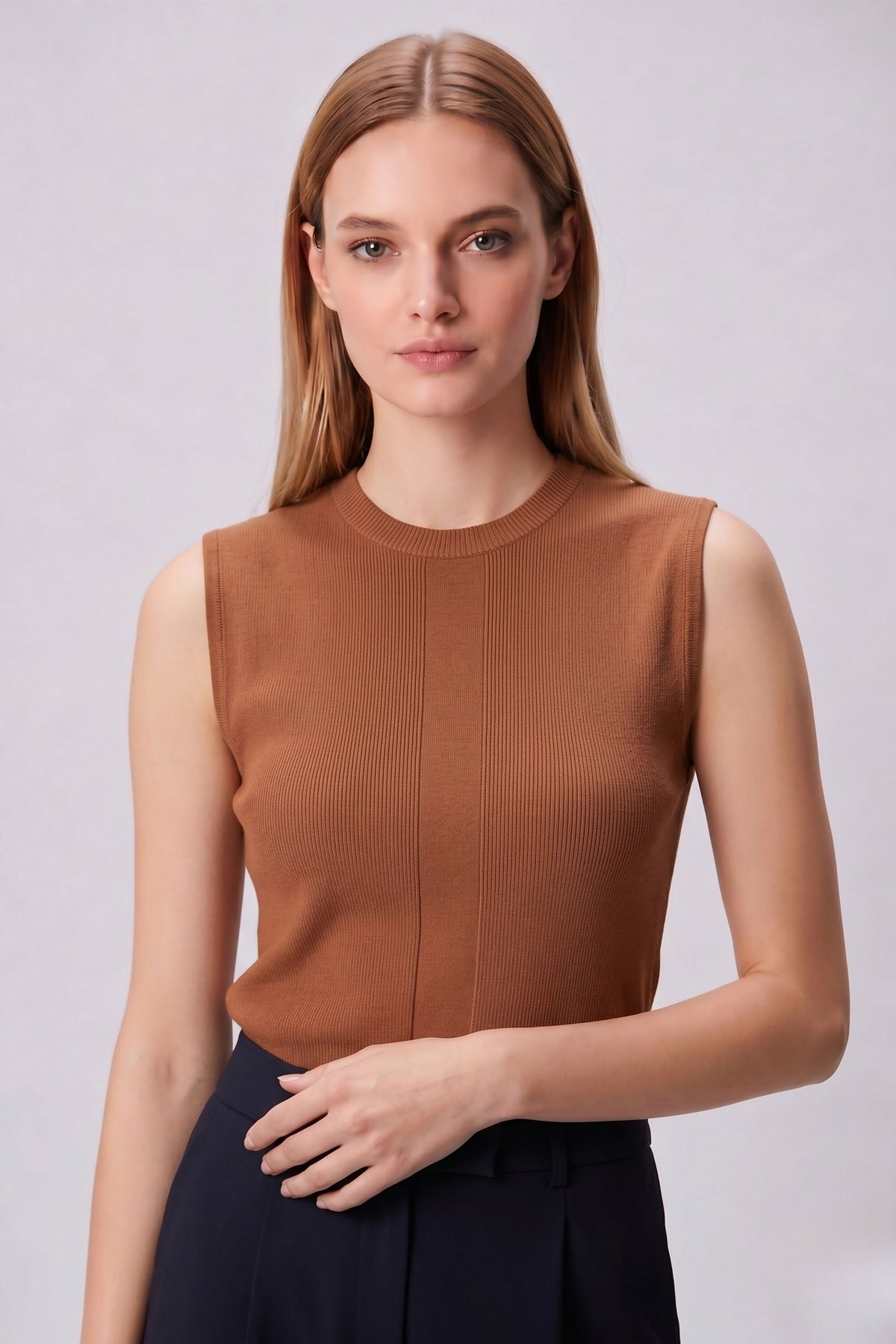 Women’s Ribbed Knit Sleeveless Top