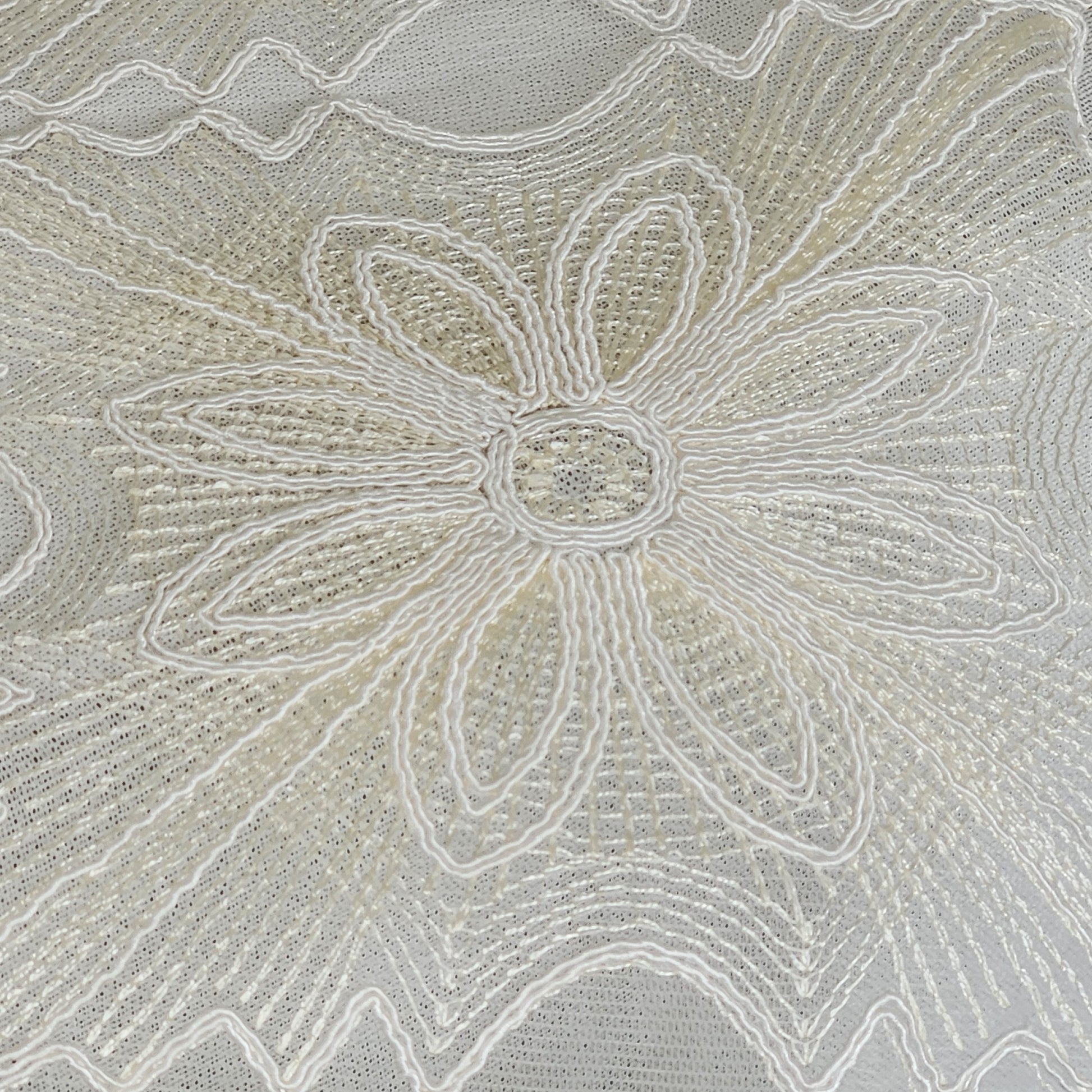 Dazzling Dahlia Runner, Rectangular, Island Decoration, Piano Decoration, Dresser Decoration, 1pc - Wear Sierra