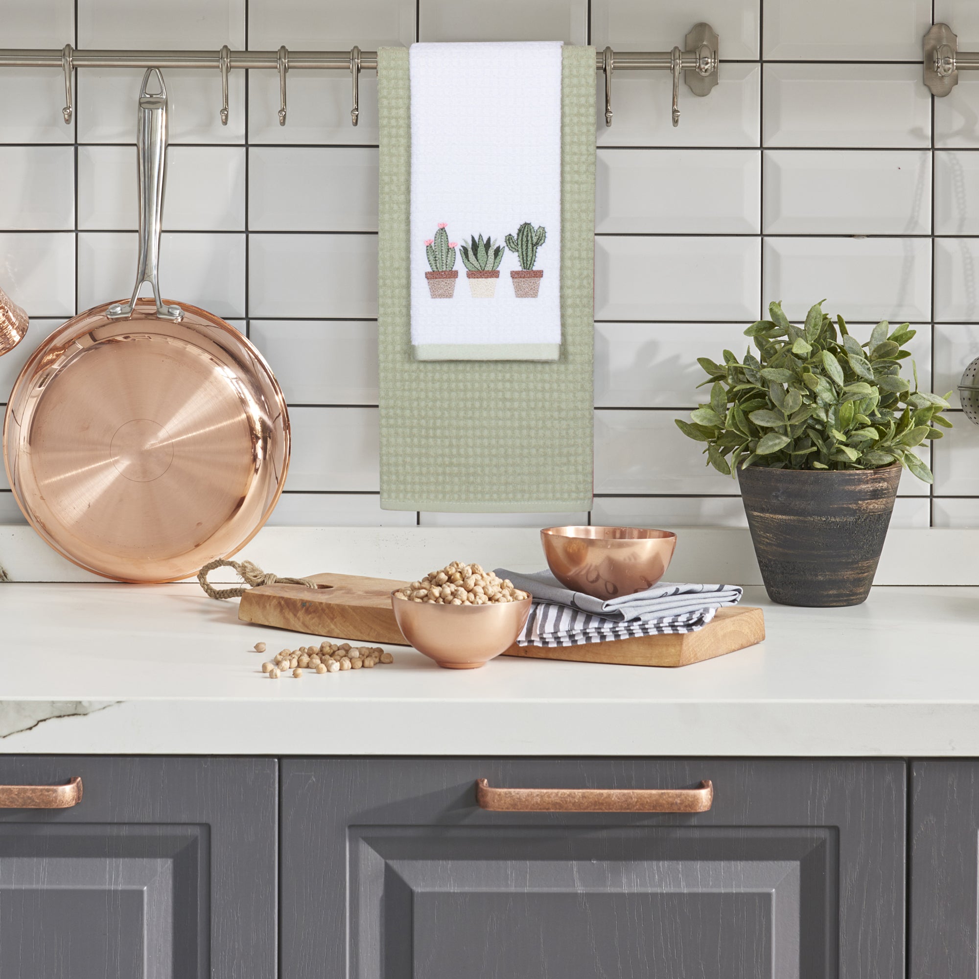 100% Cotton Kitchen Towel Set of 2 – Soft, Absorbent Dish Towels for Cooking, Drying & Cleaning – Durable Everyday Kitchen Towels - Cactus Design