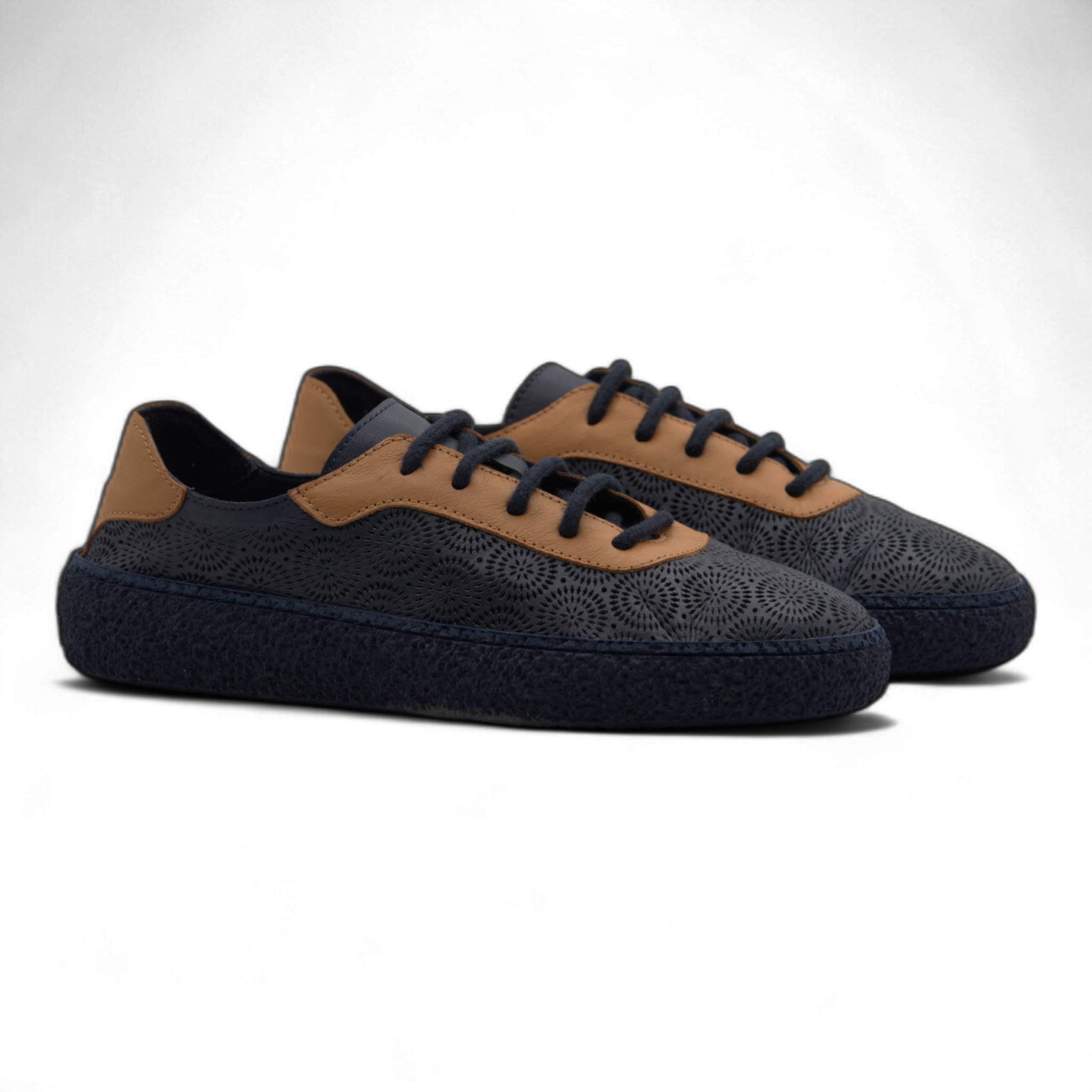 Women's Lace-Up Slip On Leather Sneakers