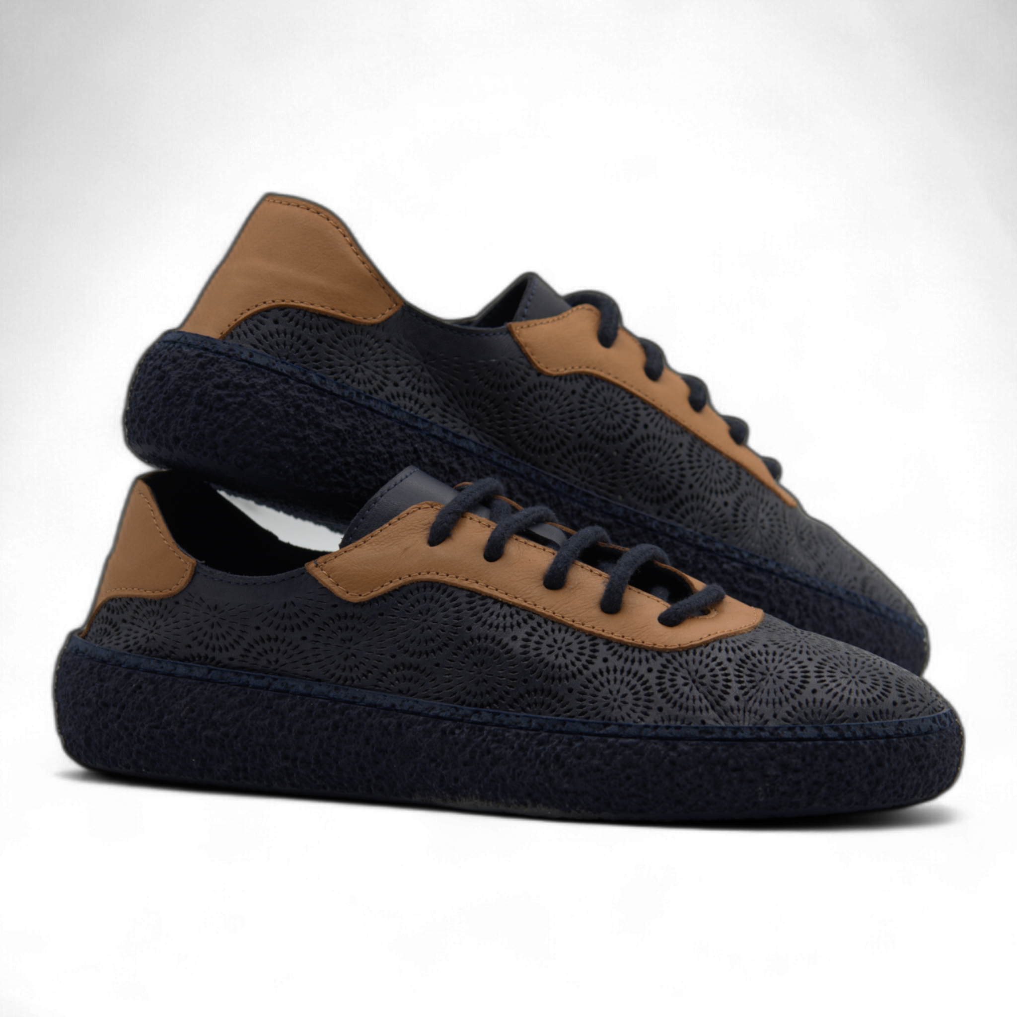 Women's Lace-Up Slip On Leather Sneakers