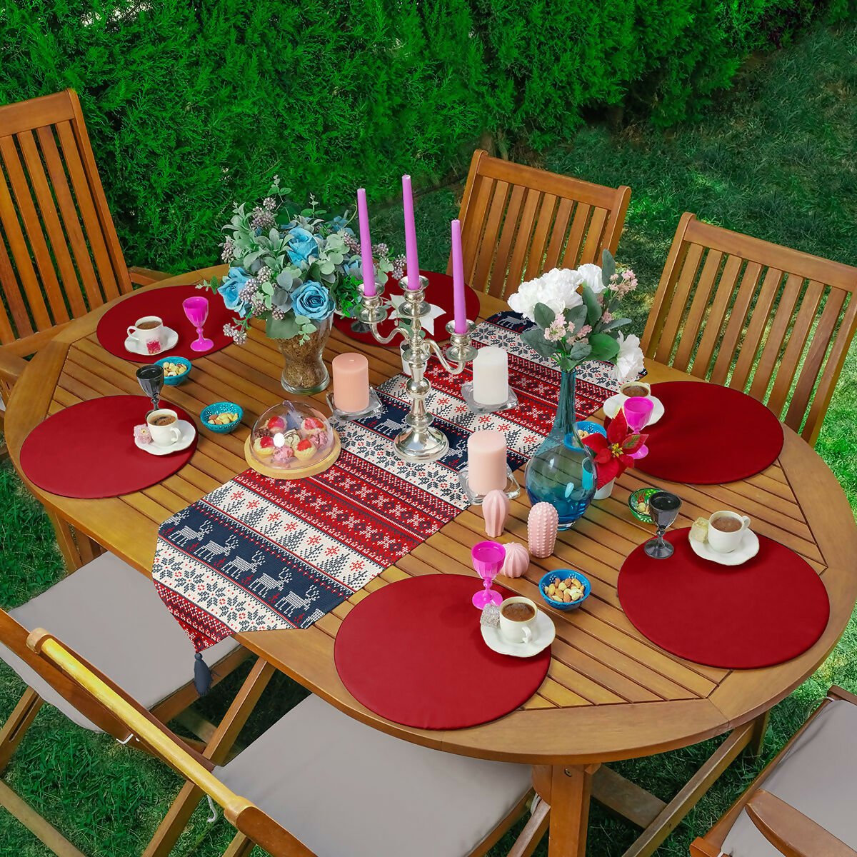 Christmas and Holiday Round Placemat and Runner 7-Piece Set, Perfect for Holiday Dinners, Christmas Table Decoration - Wear Sierra