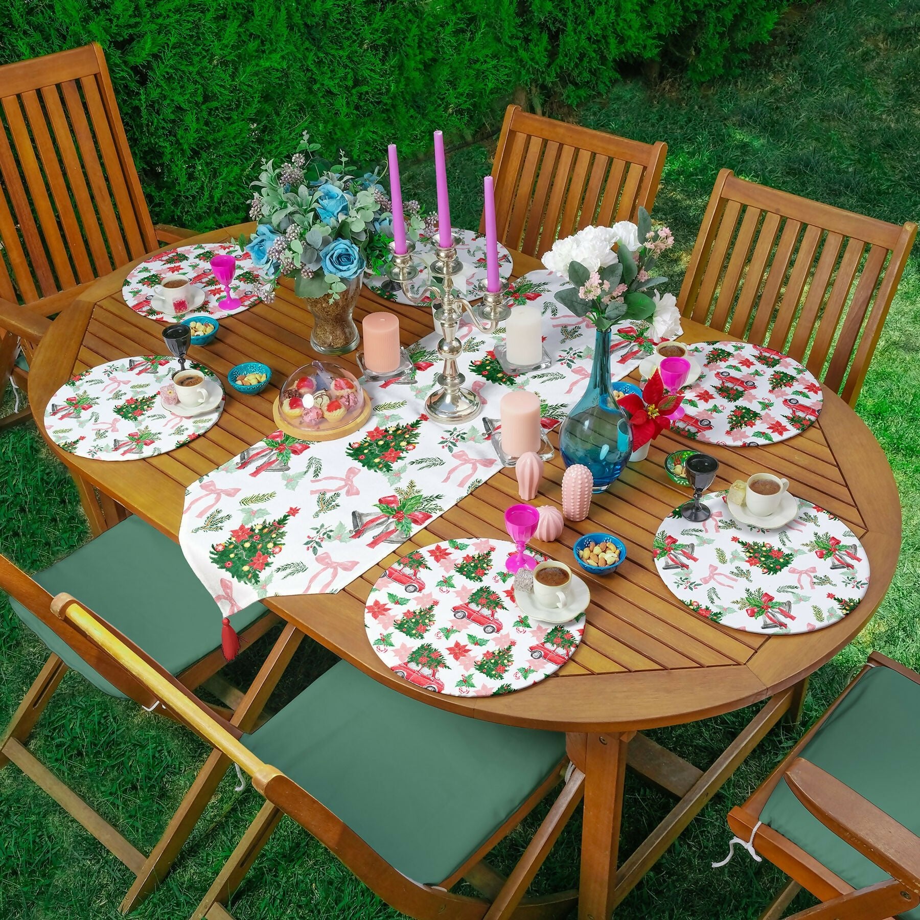Christmas and Holiday Round Placemat and Runner 7-Piece Set, Perfect for Holiday Dinners, Christmas Table Decoration - Wear Sierra