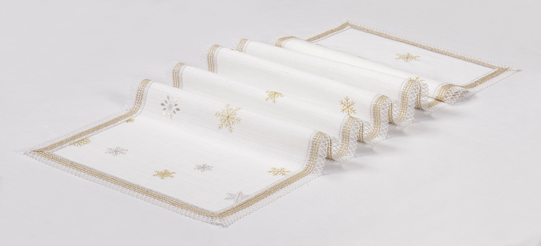 Christmas and Holiday Table Runners - Colorful and Festive, Great for Holiday Decorating - Wear Sierra