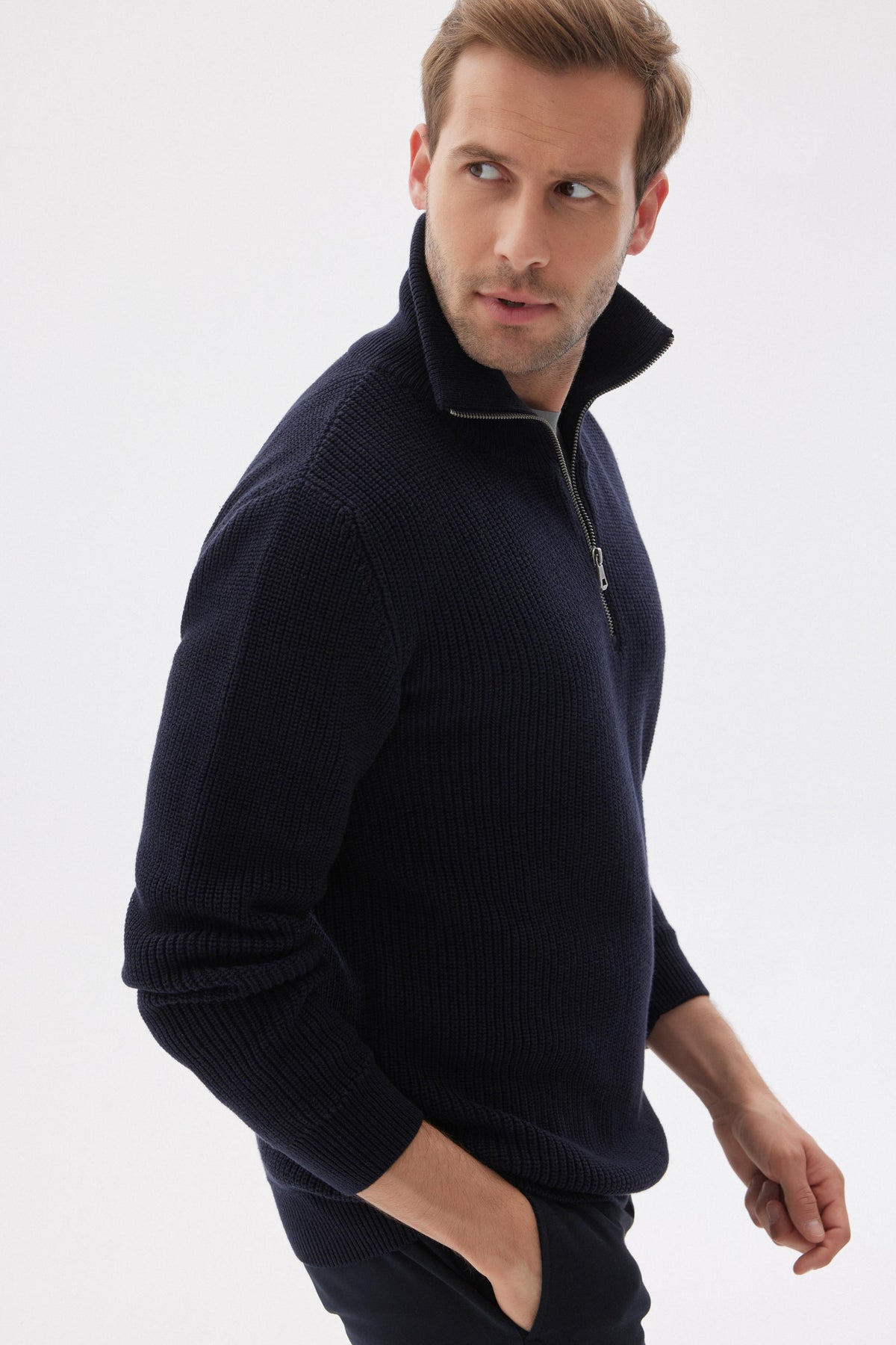 Men’s Midweight Quarter-Zip Cotton Knit Sweater