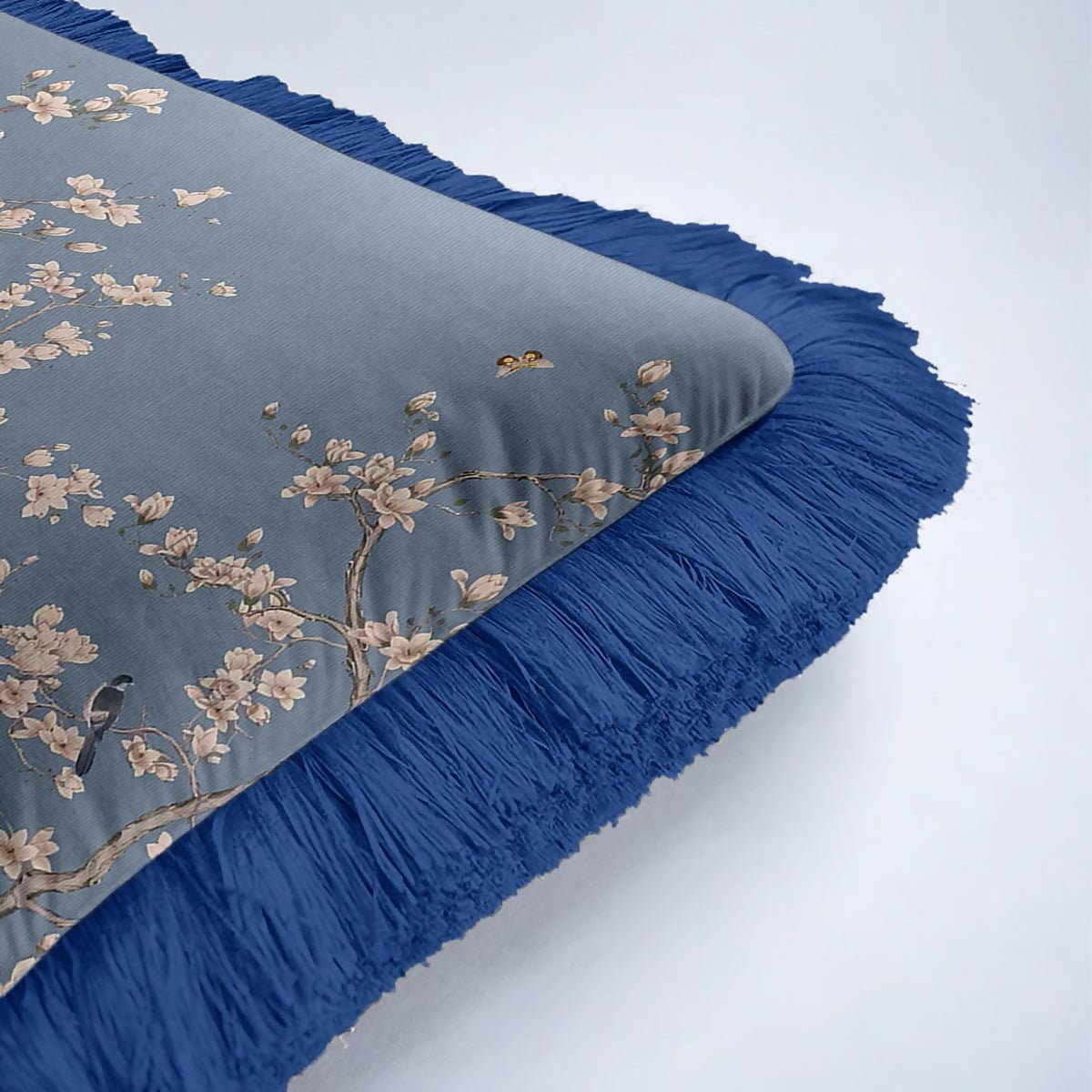 Floral Garden Elegance Fringed Cushion Cover Set of 2 – Classic Blue Tasselled Throw Pillow with Natural Bird Pattern - Wear Sierra