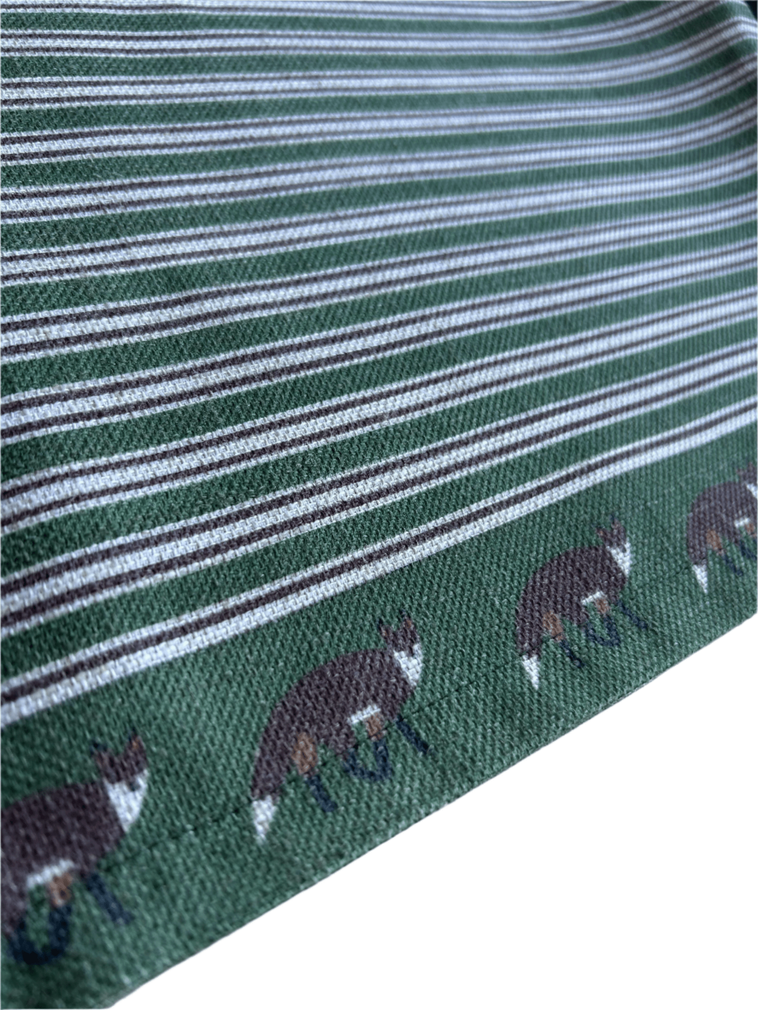 Fox Trot Pattern Linen-Feel Runner, Christmas Decorating in Classic Red and Hunter Green - Wear Sierra