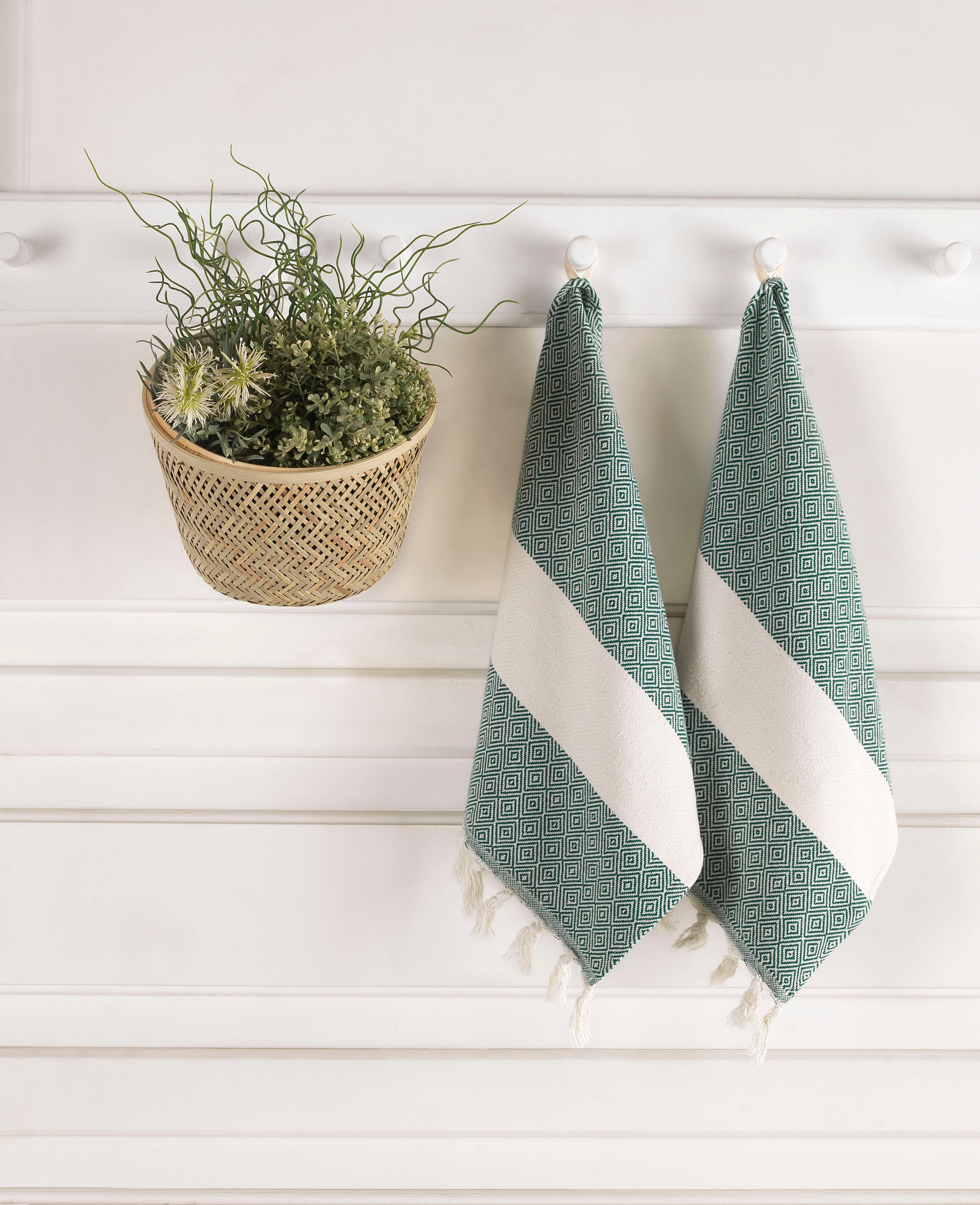 Turkish Hand Towels Set of 2 Decorative Towels for Bathroom and Kitchen - Soft, Absorbent and Quick Dry Farmhouse Towels for Hands, Hair and Face
