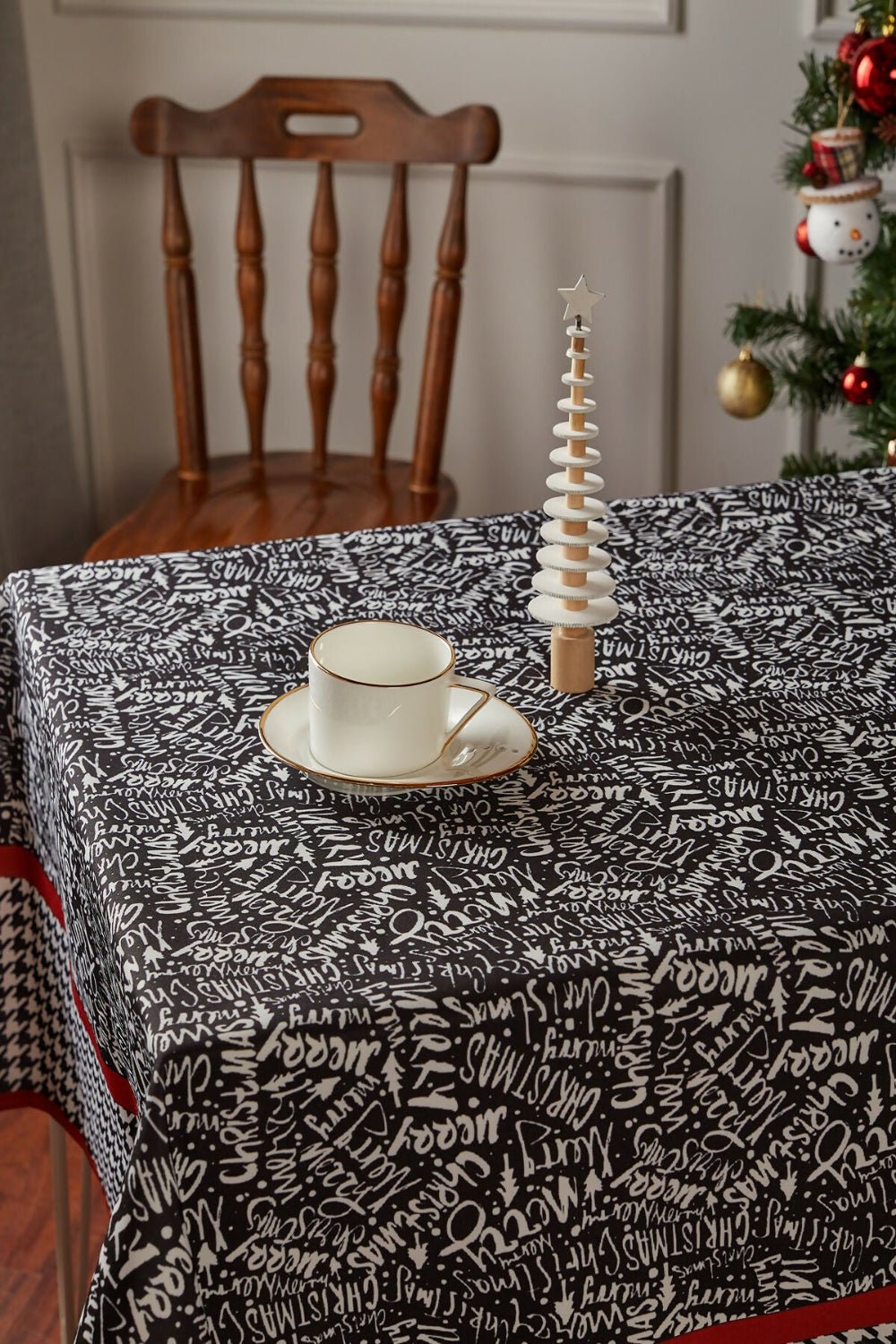 Happy New Year Merry Christmas Black & Red Tablecloth - Wear Sierra