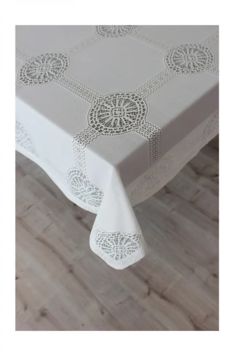 Premium Lace Pattern Tablecloth – 63