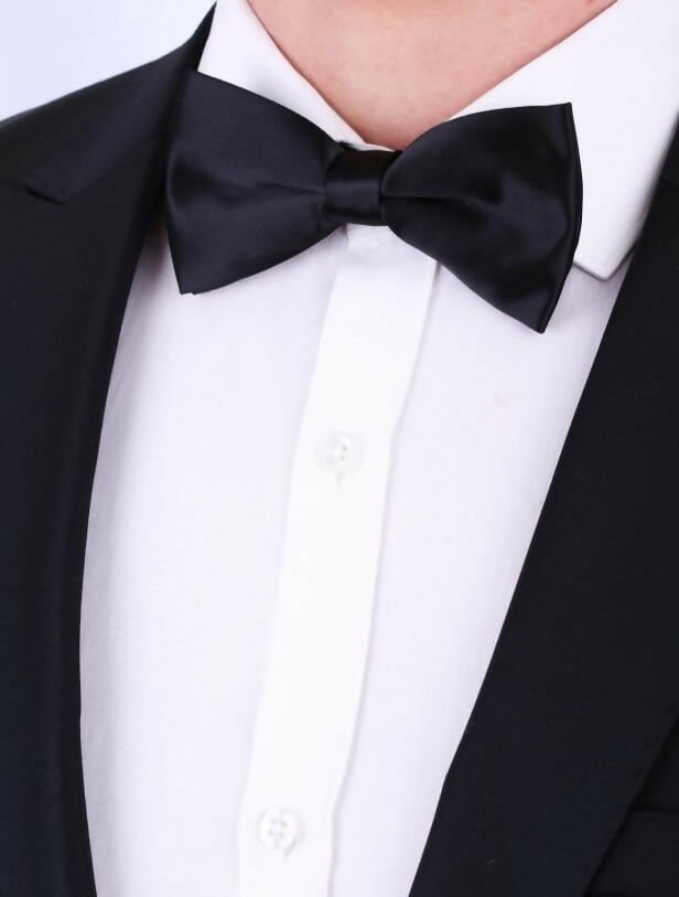 Men's Custom Pre-Tied Sateen Bow Tie Black Bow Tie For Him, Perfect for Wedding, Prom and Black Tie Events - Wear Sierra