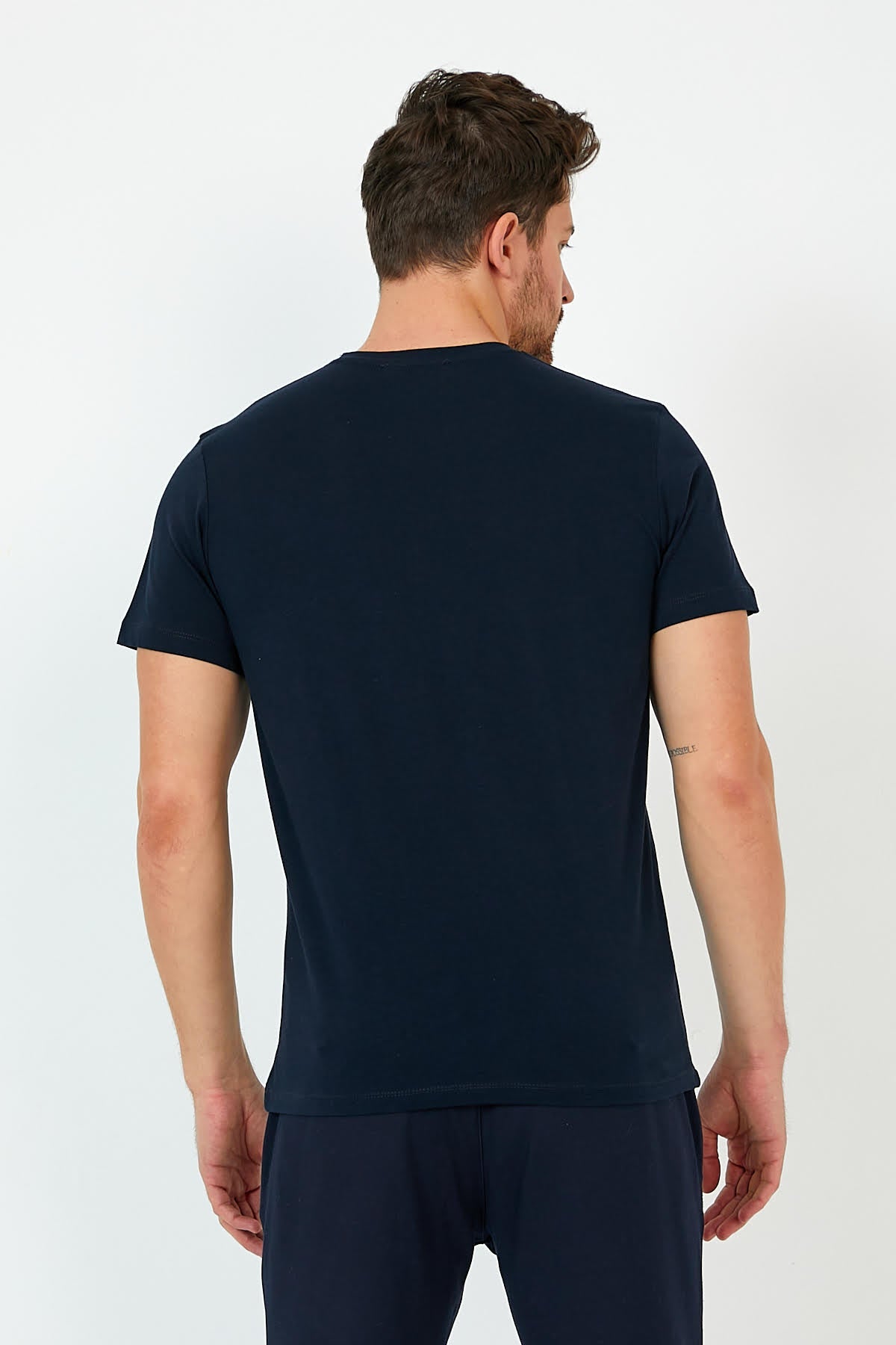 Men's Short Sleeve Crewneck T-Shirt in Combed Turkish Cotton - Wear Sierra
