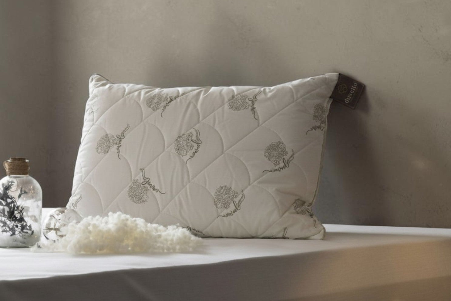 100% New Zealand Wool Filled Duvetta Pillow Natural Bed Pillow with Protector Cover Standard Size (20