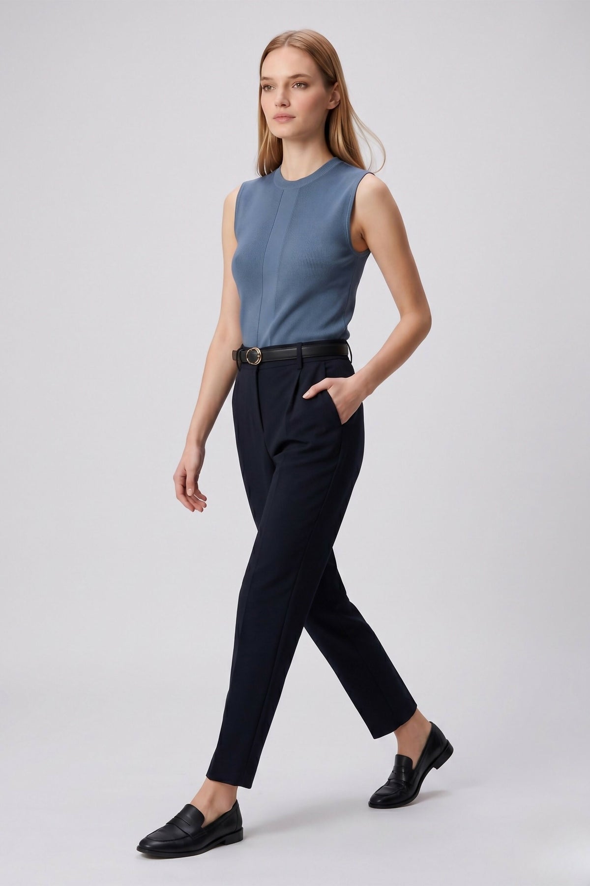Women’s Ribbed Knit Sleeveless Top
