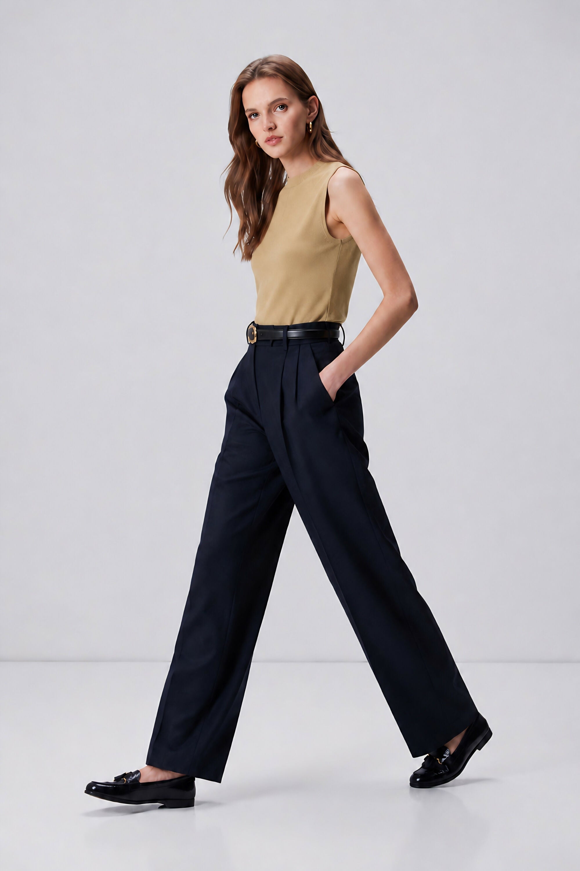 Women’s Ribbed Knit Sleeveless Top