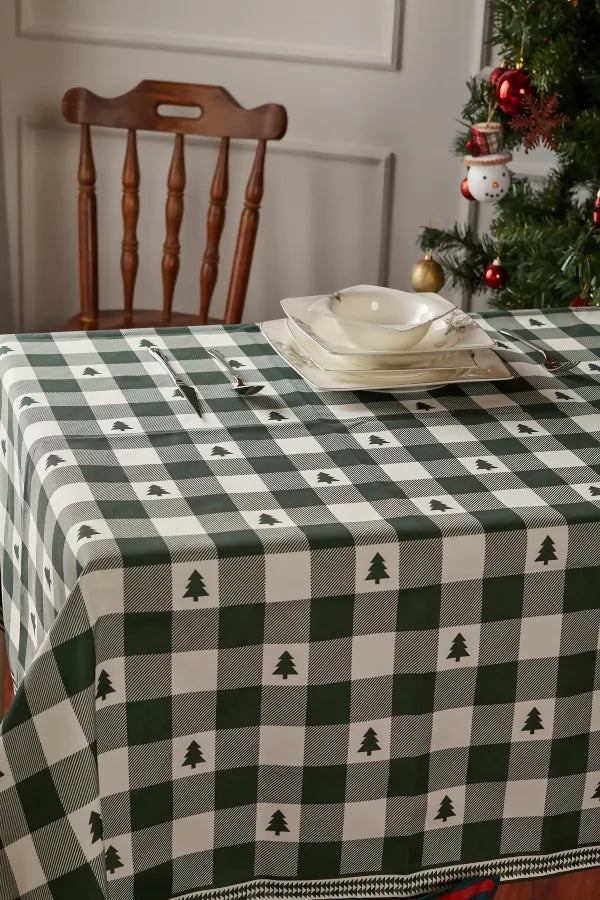 Rustic Themed Green Checkered Pine Tablecloth - Wear Sierra