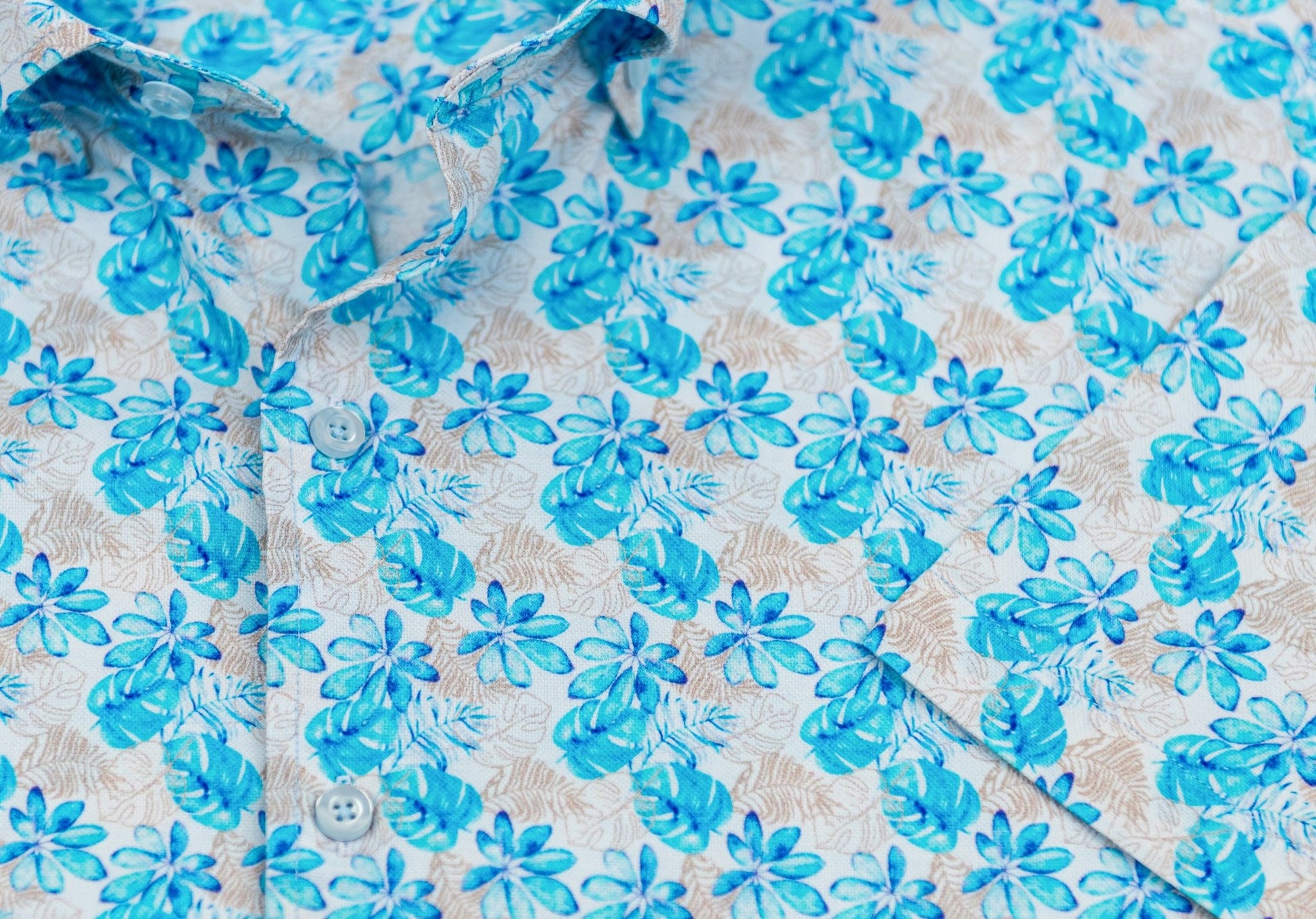 Wear Sierra Top Shelf Men's Cotton Short Sleeve Button Down Shirts in Blue Tropical Print - Wear Sierra
