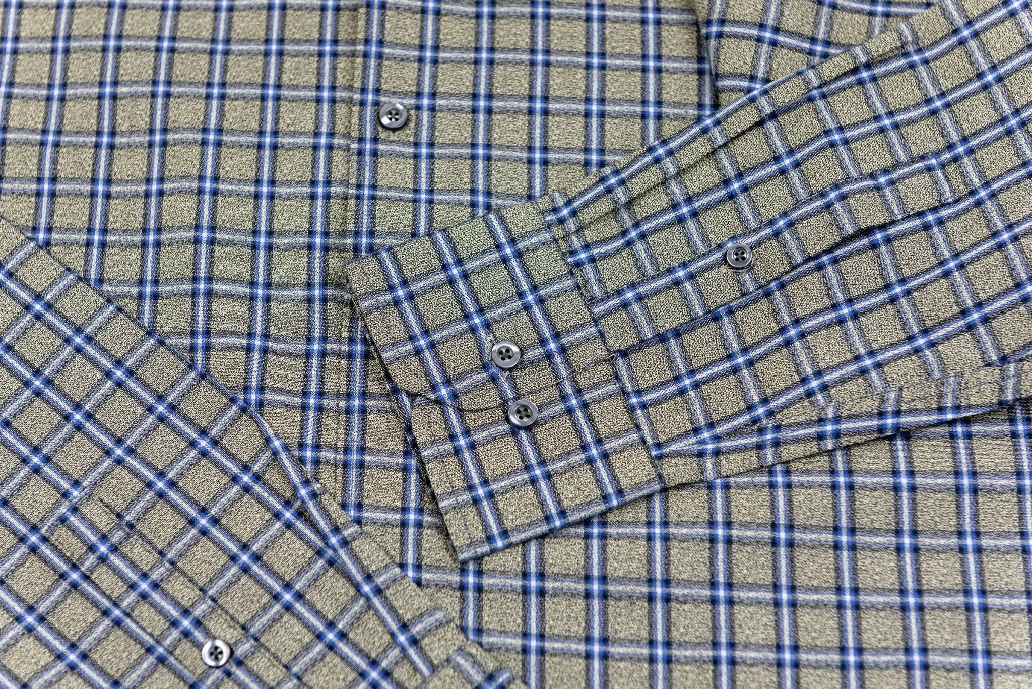 Wear Sierra Top Shelf Men's Turkish Cotton Long Sleeve Button Down Shirt in Gray & Blue Plaid, Casual Friday Shirt for Men - Wear Sierra
