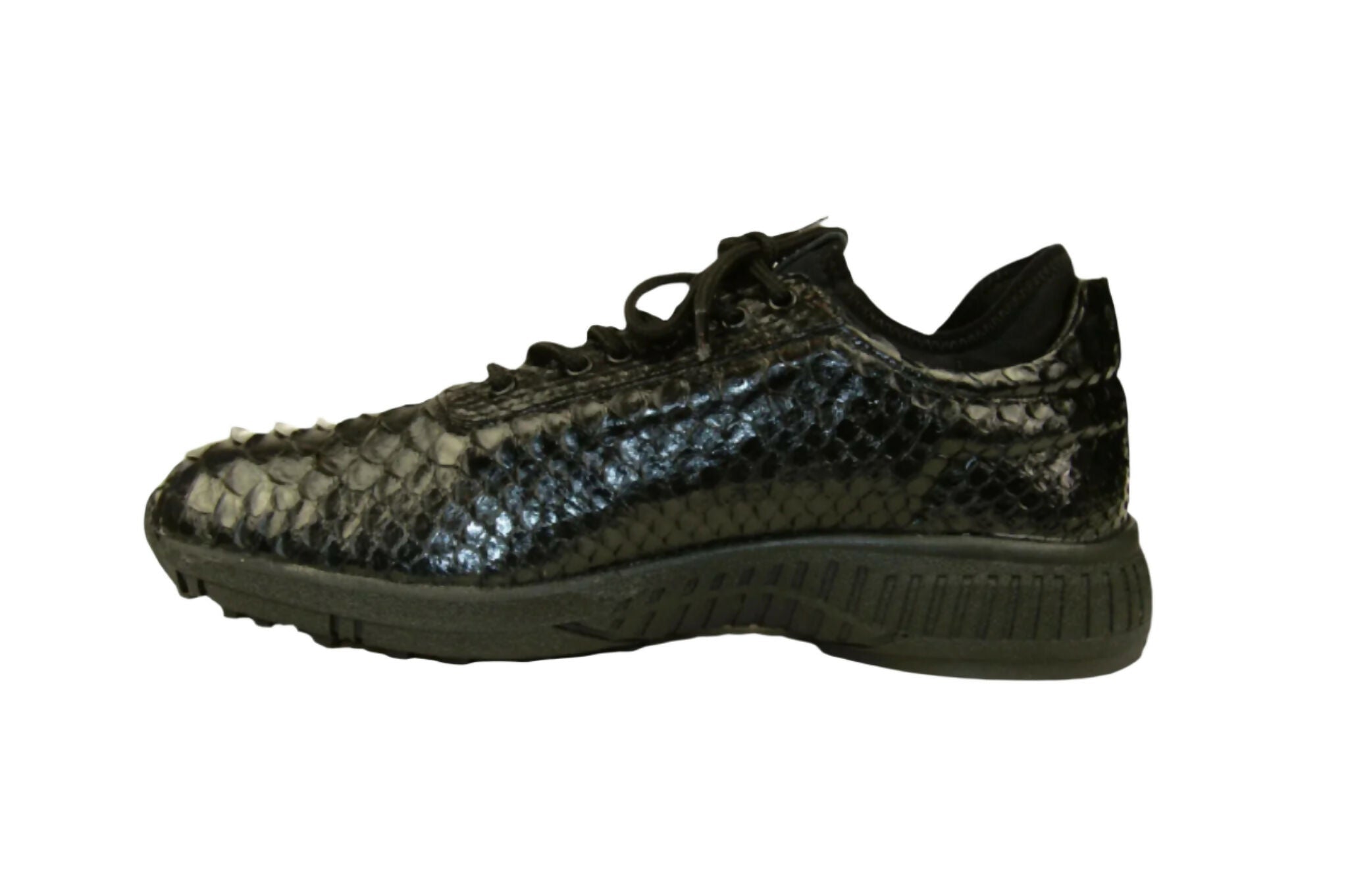 W&H Viper - Python Women's Golf Shoes in All Black - Wear Sierra
