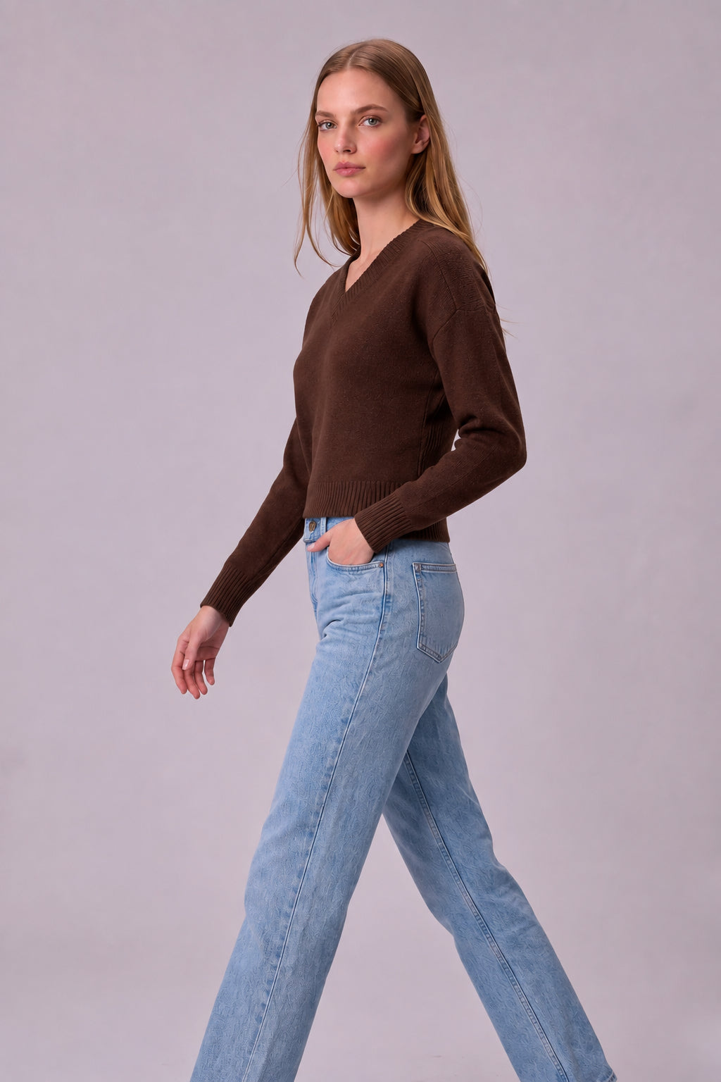 Women's V-Neck Cropped Knit Sweater – Soft Stretch Ribbed Pullover
