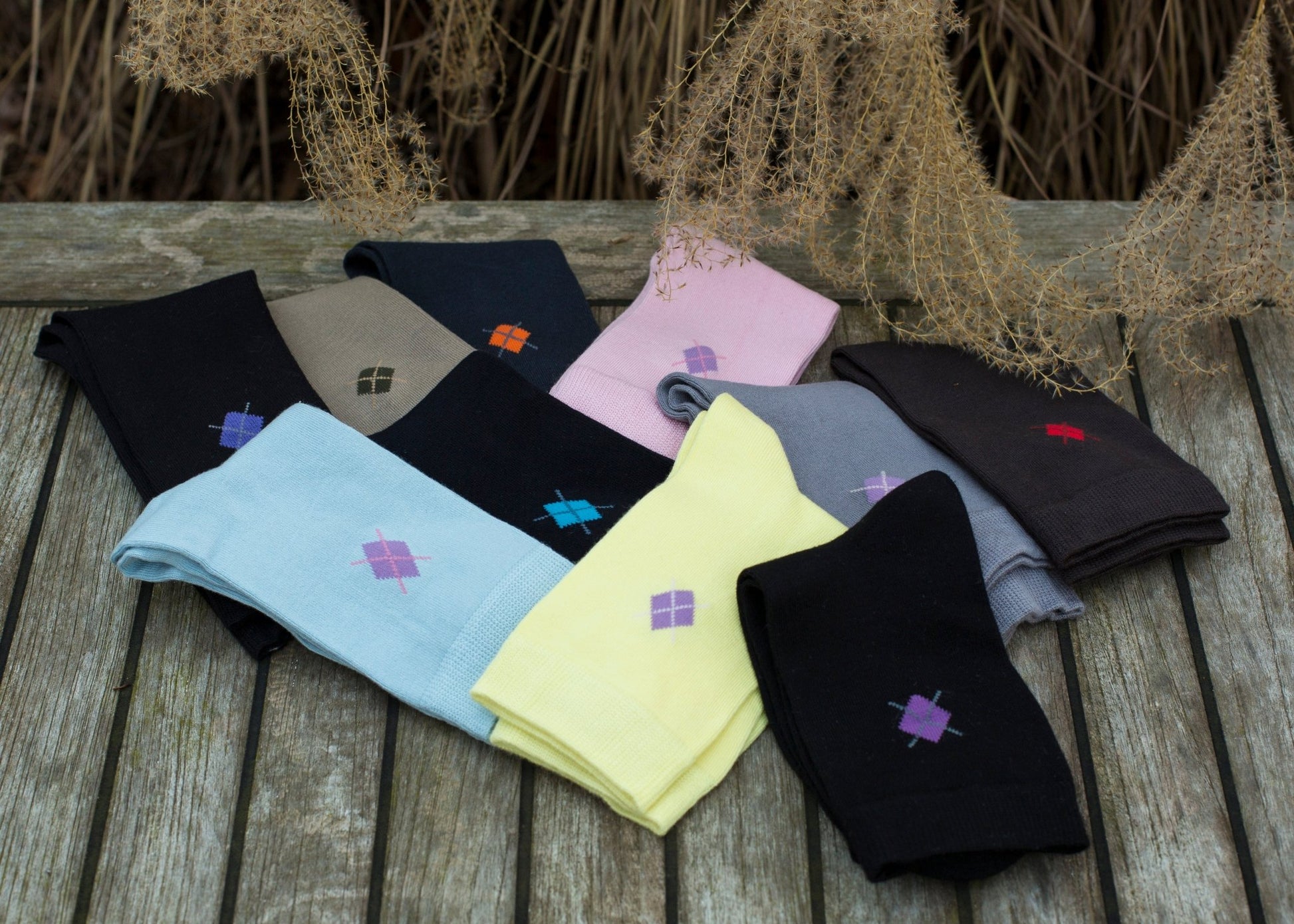 Women's Argyle Pattern Rayon Crew Super Soft Socks - Wear Sierra