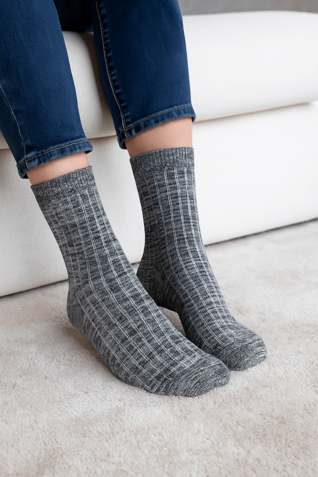 Women's Bamboo Crew Performance Socks with Arch Support - Wear Sierra