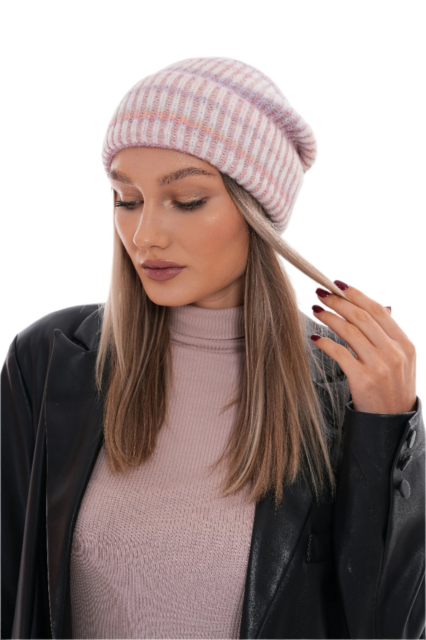 Women's Knitted Beanies, Comfy & Stylish - Great for Outdoors - Wear Sierra