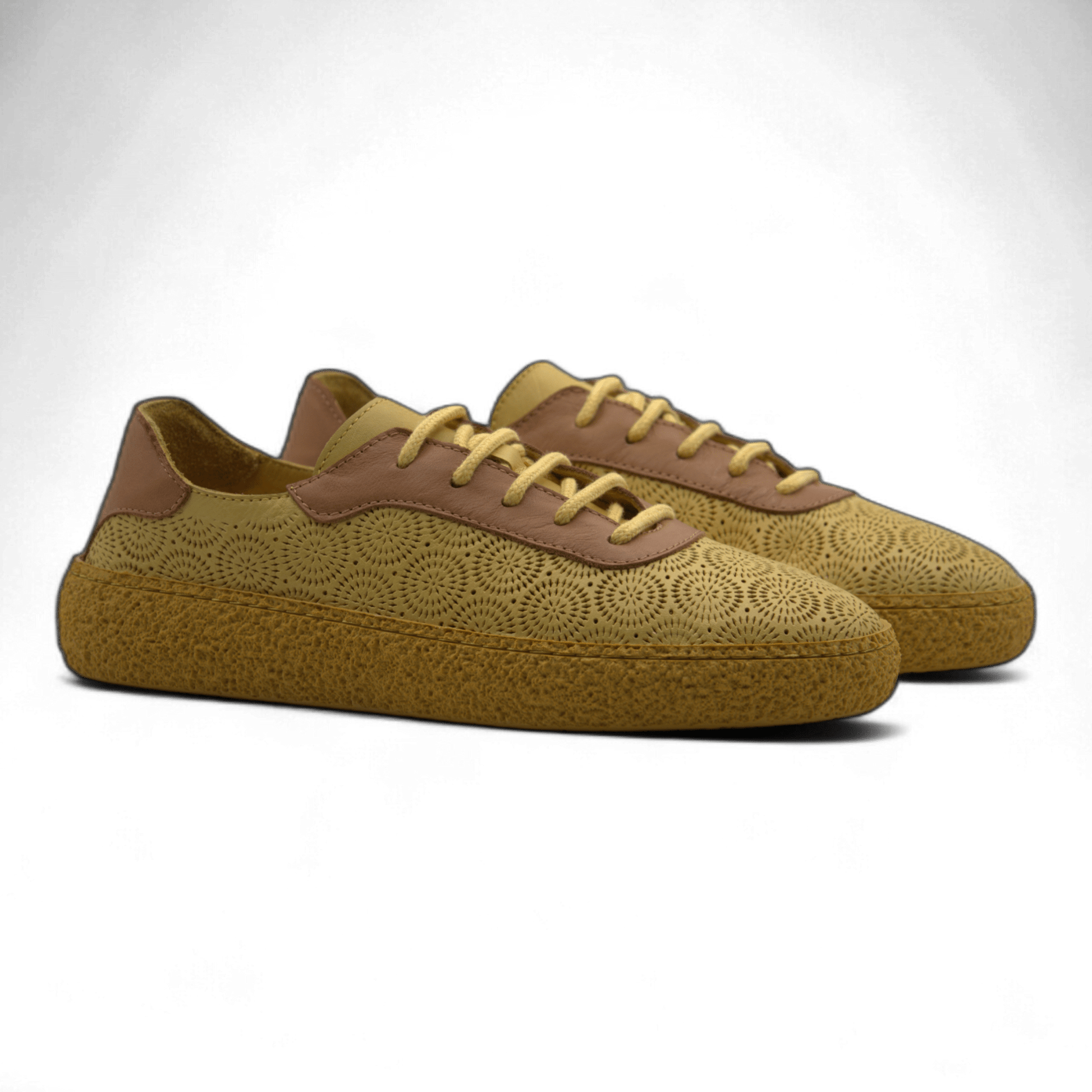 Women's Lace-Up Slip On Leather Sneakers (Colette Style) - Wear Sierra