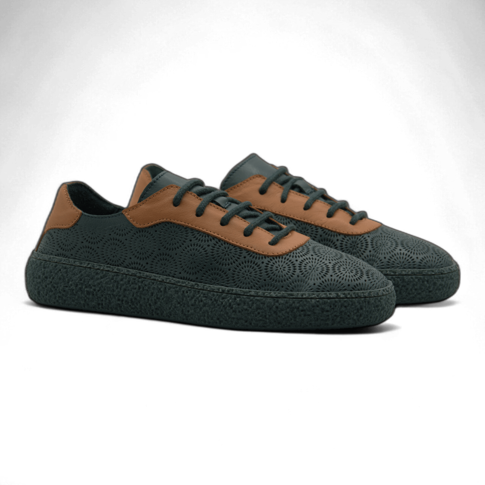 Women's Lace-Up Slip On Leather Sneakers (Colette Style) - Wear Sierra