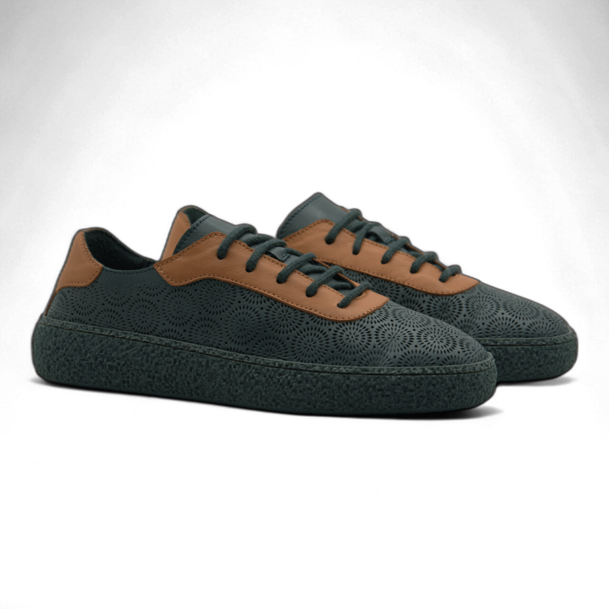 Women's Lace-Up Slip On Leather Sneakers (Colette Style) - Wear Sierra