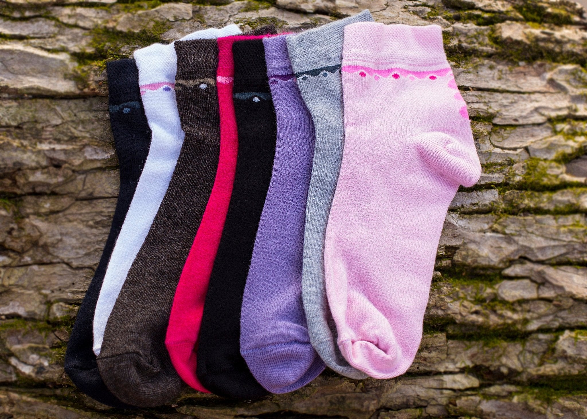 Women's Rayon Low-Cut 4 Pair Pack Colorful Socks - Wear Sierra