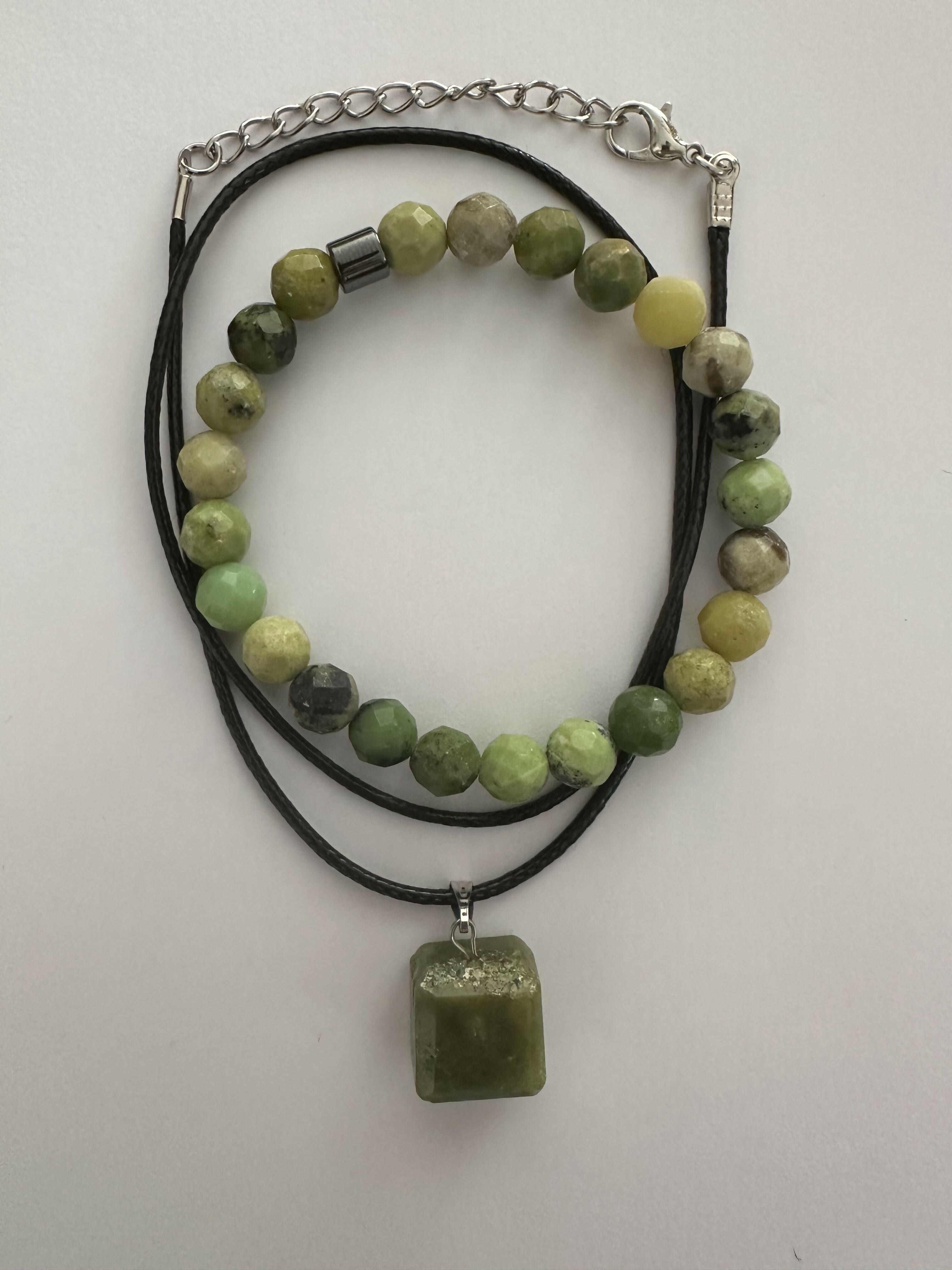 African Jade Natural Stone Bracelet with Matching Necklace