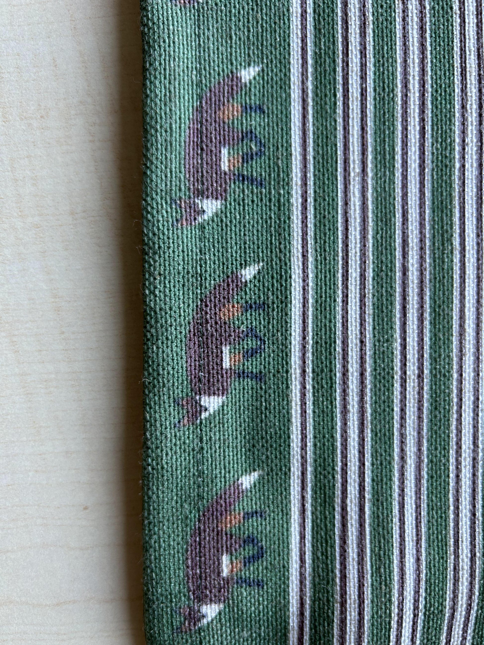 Fox Trot Pattern Linen-Feel Runner, Christmas, Holiday, Rectangular 17" x 59" - Wear Sierra