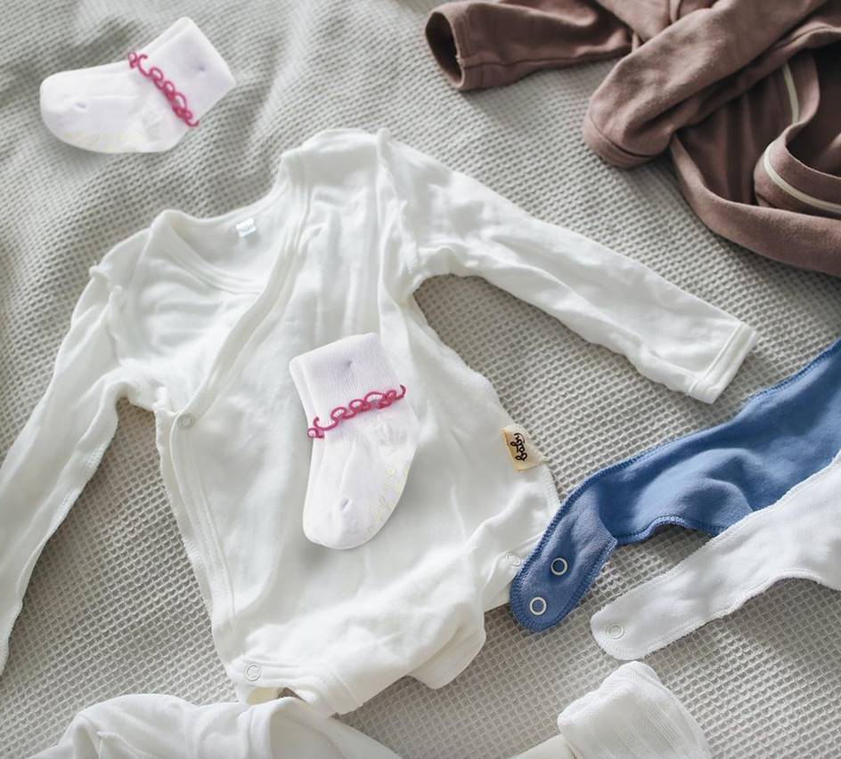 Girls Cotton Lettuce Ruffle Ripple Edge Turn Cuff Non Skid Seamless Toe 3 Pair Pack