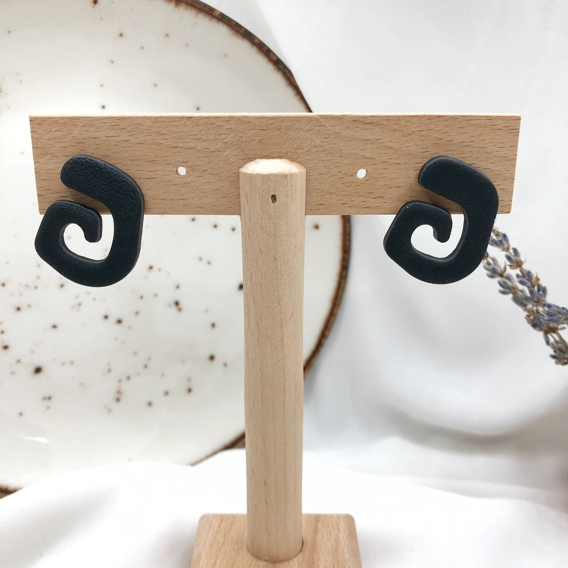 Deep Black Handmade Polymer Clay Earrings - Stylish Earbacks - Nikel Free - Wear Sierra