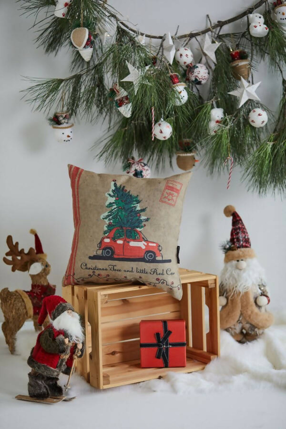 Christmas Car Pattern Pillow Cover, Holiday Pillow Cover - Wear Sierra