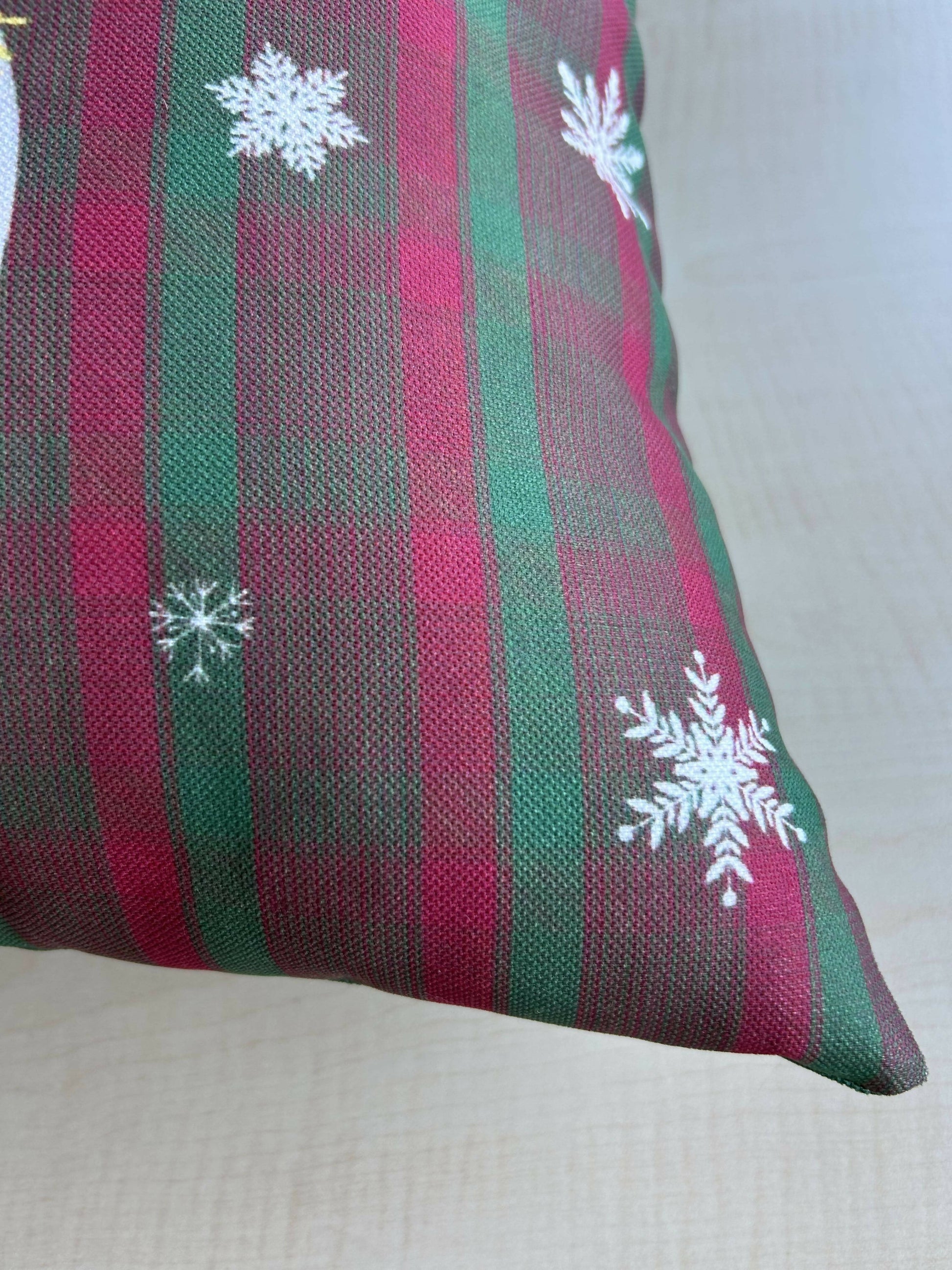 Christmas Snowman Pillow Cover, Holiday Pillow Cover, Hanukkah Decorating - Wear Sierra