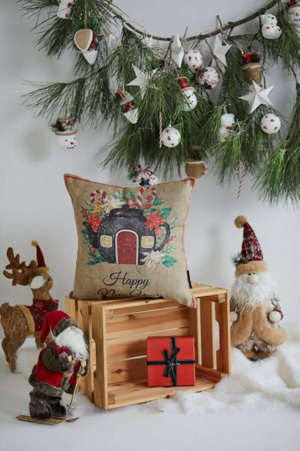 New Year Themed Pillow Cover, Holiday, Decorating, Square, 16" x 16" - Wear Sierra