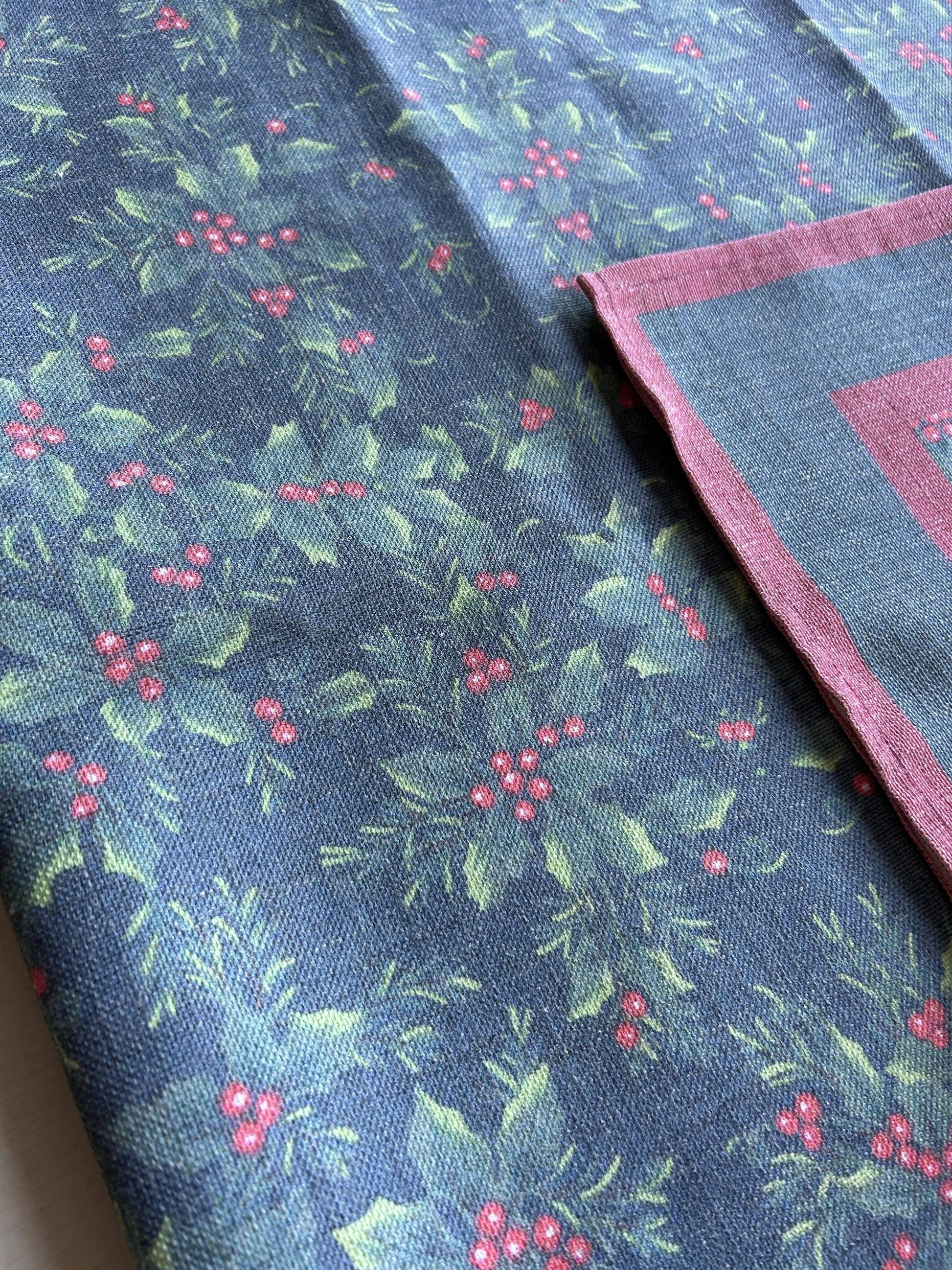 Holly Bundle and Berries Holiday Pattern Linen-Like Table Cloth, 54"W x 84"L - Wear Sierra