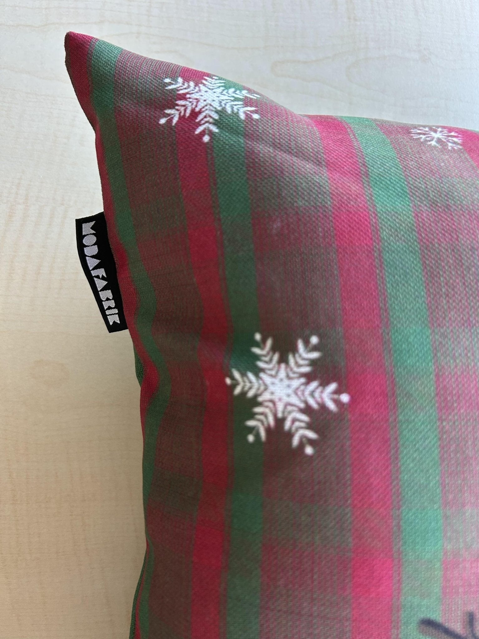Christmas Snowman Pillow Cover, Holiday Pillow Cover, Winter Decorating - Wear Sierra
